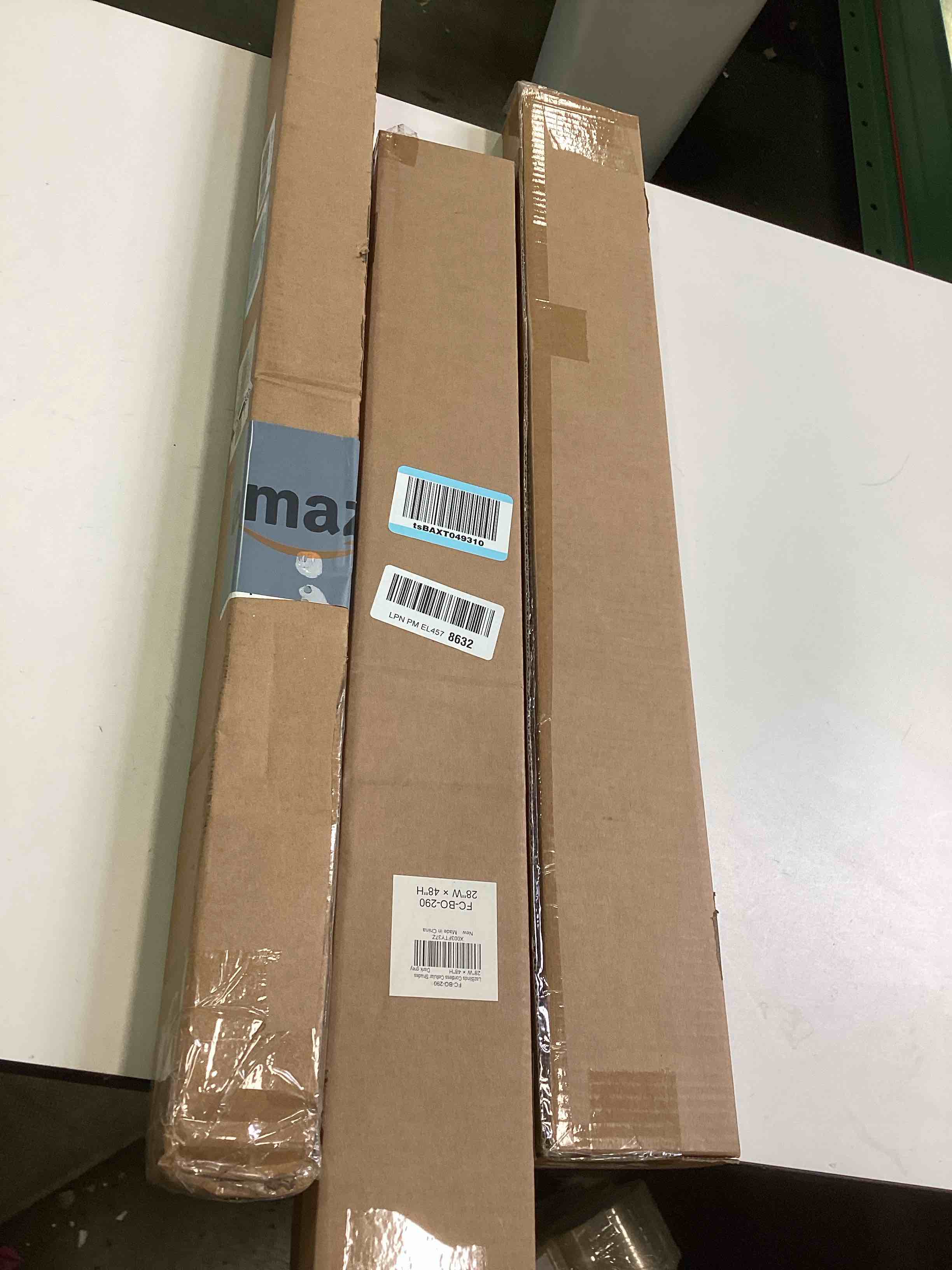 https://s3.amazonaws.com/lotting-images-prod/bidfta/PNK3225876_1756137346184.jpeg