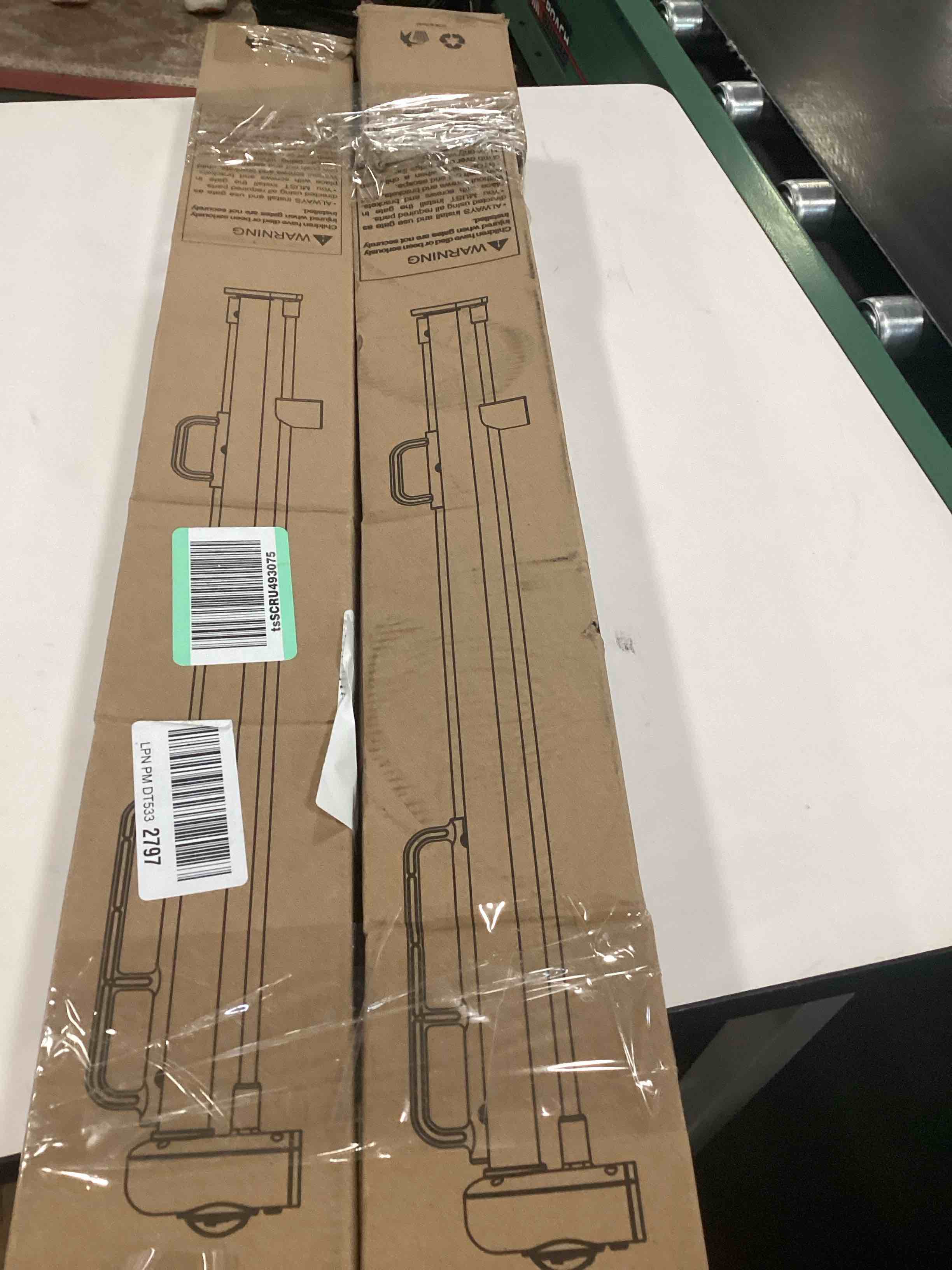 https://s3.amazonaws.com/lotting-images-prod/bidfta/PNK3227177_1755531885102.jpeg