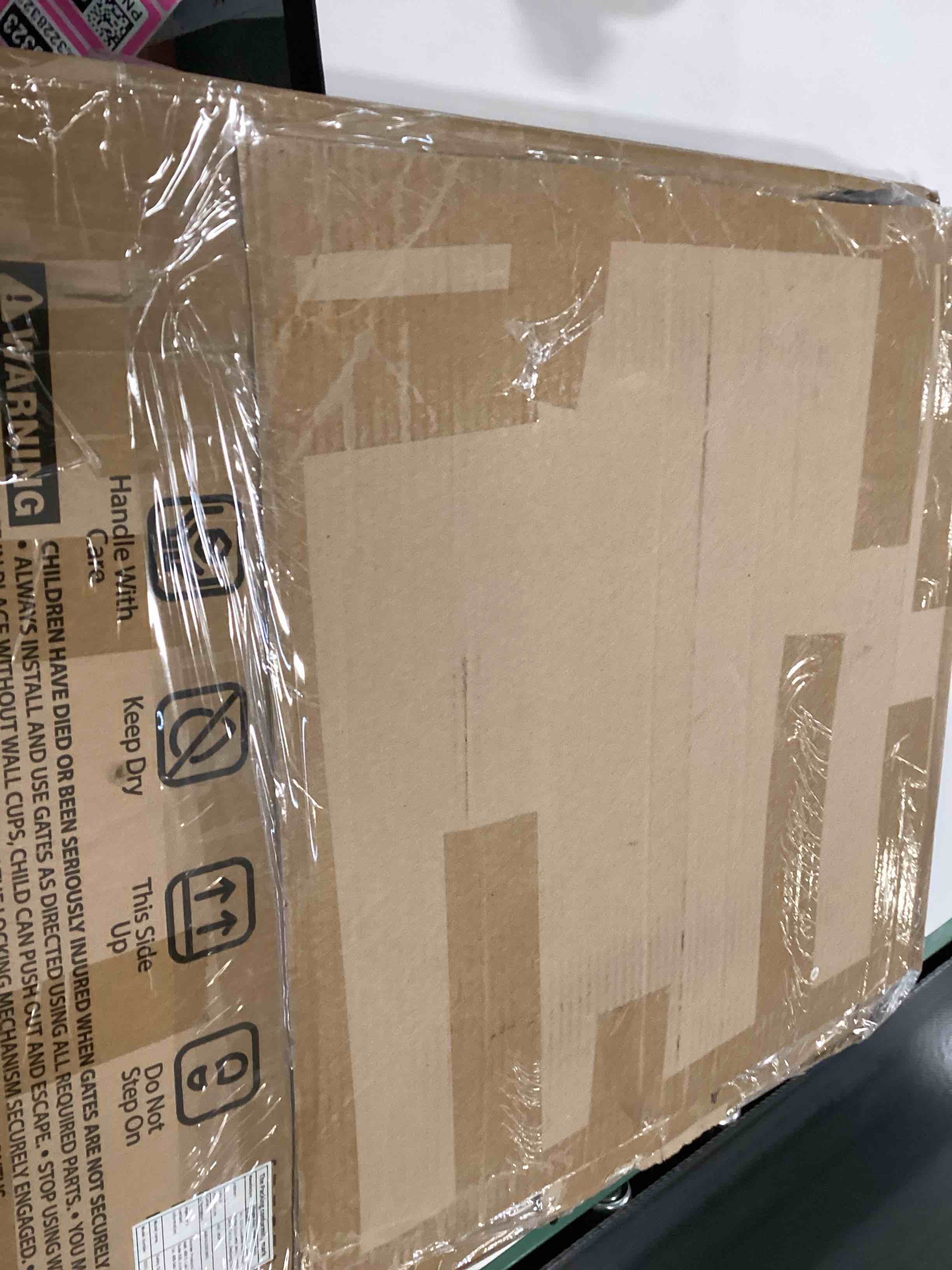https://s3.amazonaws.com/lotting-images-prod/bidfta/PNK3228328_1756127784422.jpeg