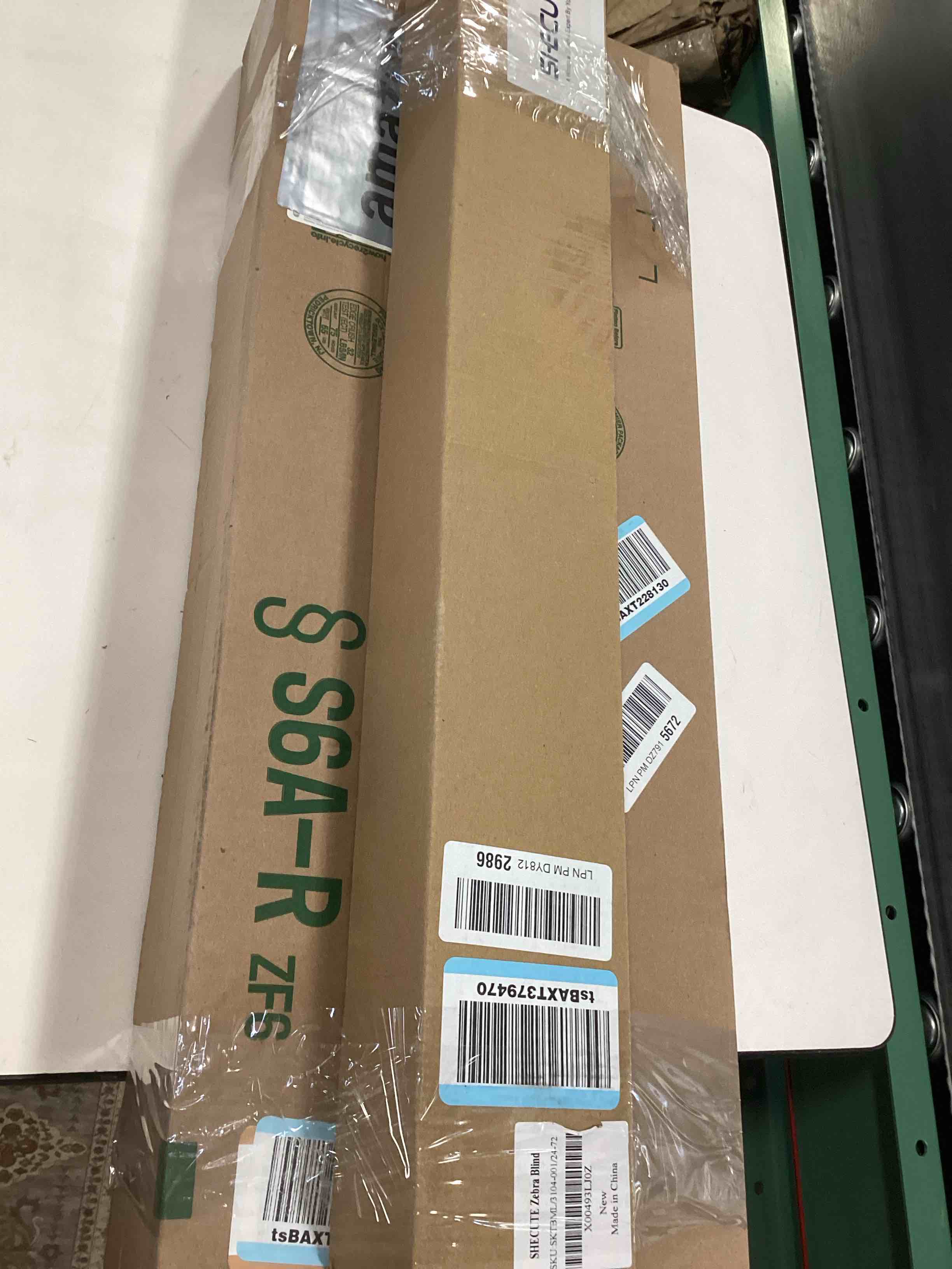 https://s3.amazonaws.com/lotting-images-prod/bidfta/PNK3228455_1756145124510.jpeg
