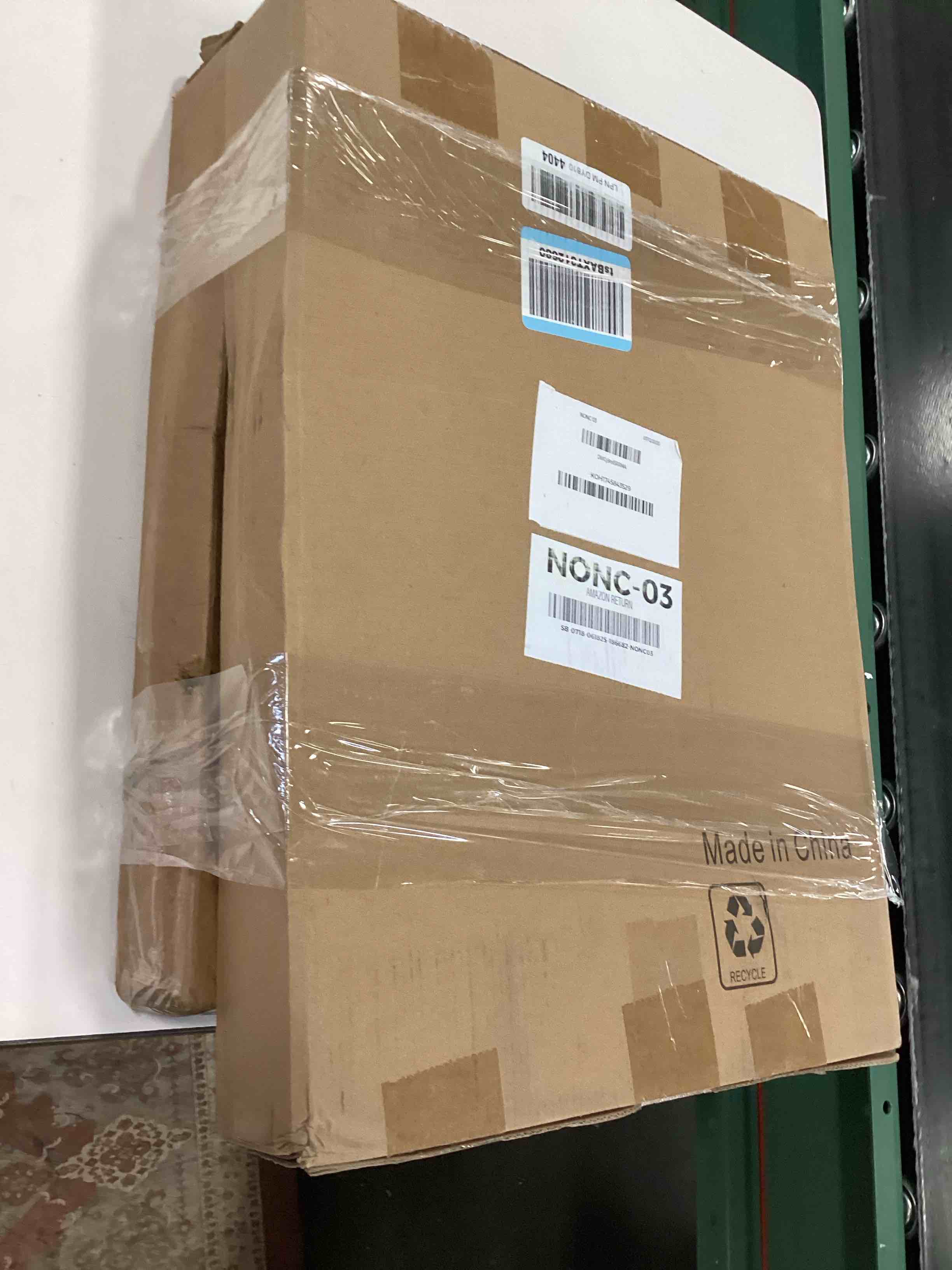 https://s3.amazonaws.com/lotting-images-prod/bidfta/PNK3228653_1756224318453.jpeg