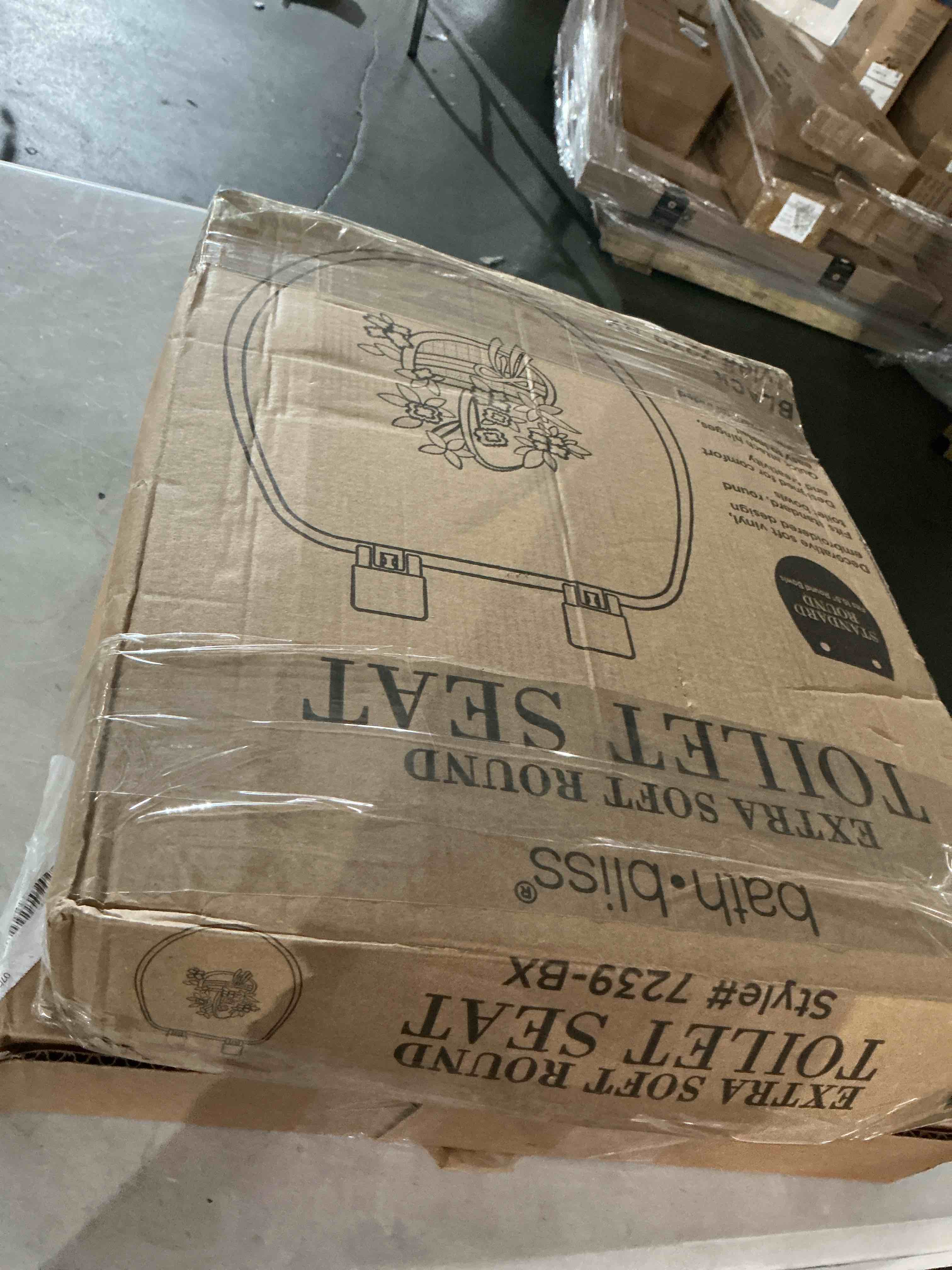 https://s3.amazonaws.com/lotting-images-prod/bidfta/PNK3261464_1755116183388.jpeg