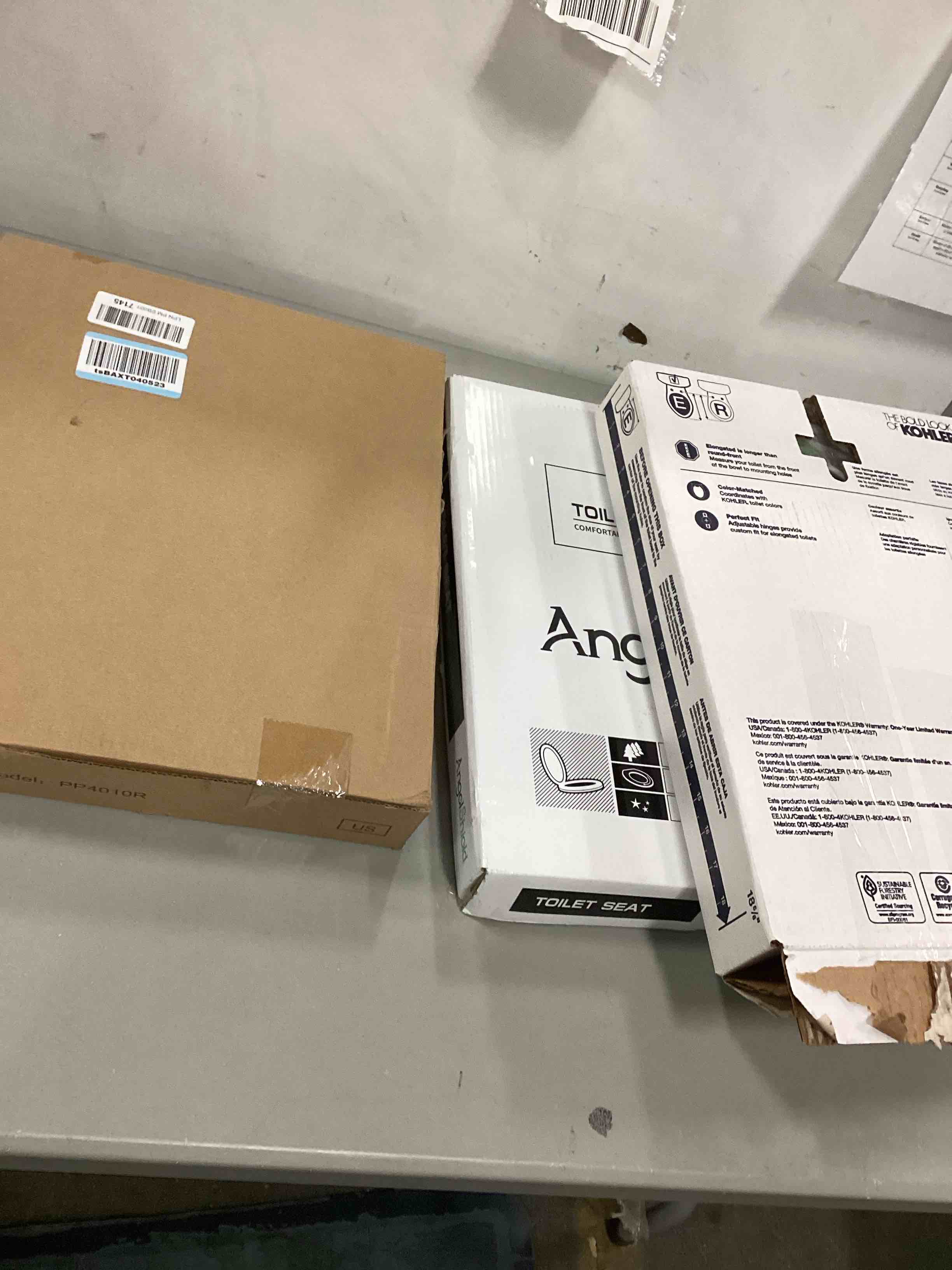 https://s3.amazonaws.com/lotting-images-prod/bidfta/PNK3265204_1752667010320.jpeg