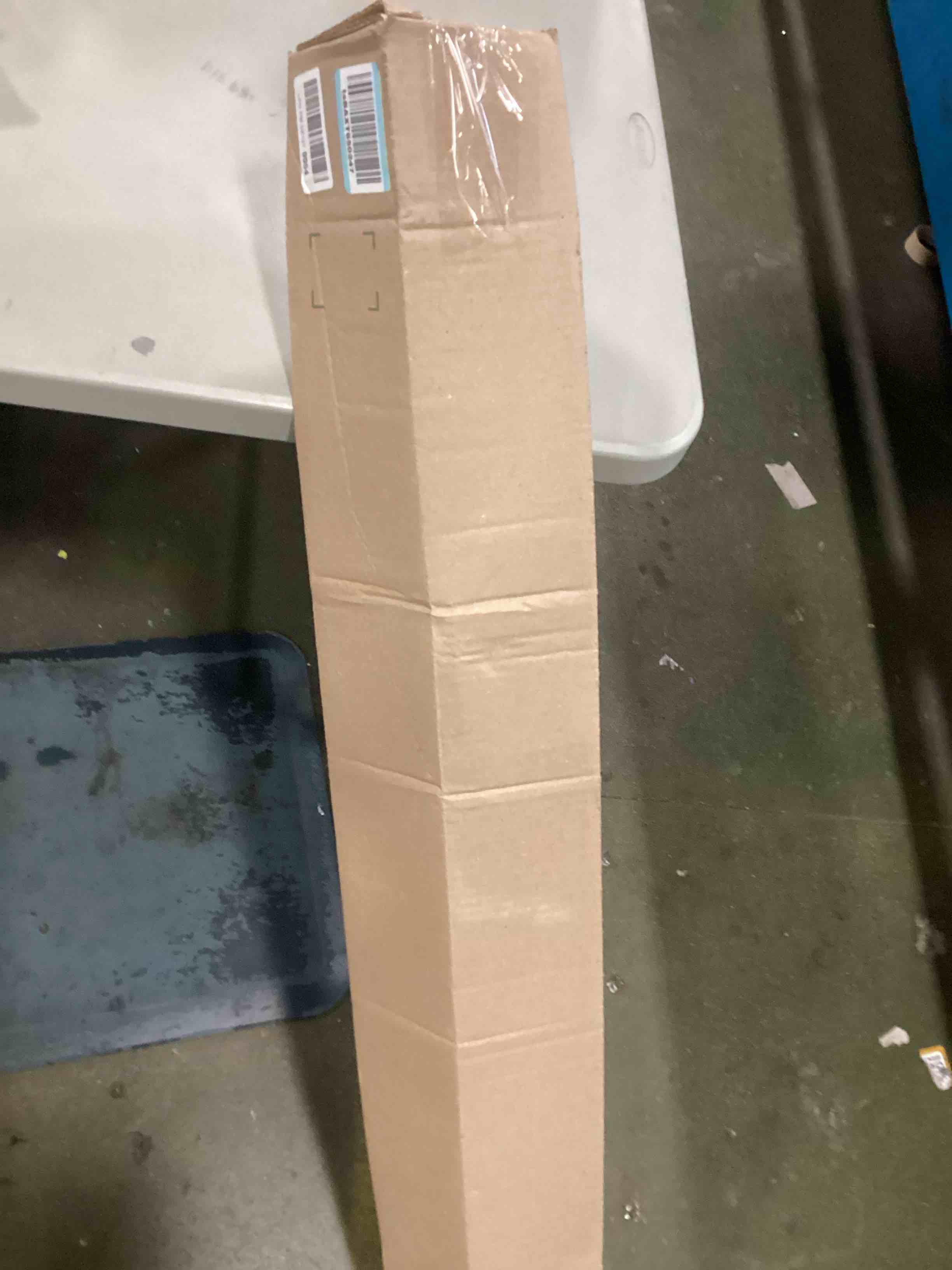 https://s3.amazonaws.com/lotting-images-prod/bidfta/PNK3265260_1752672678284.jpeg