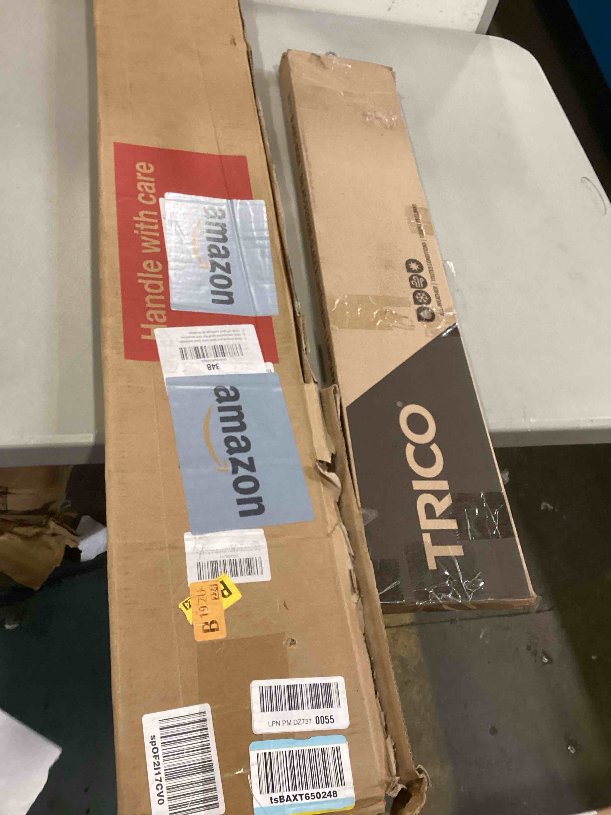 https://s3.amazonaws.com/lotting-images-prod/bidfta/PNK3265308_1752680175598.jpeg