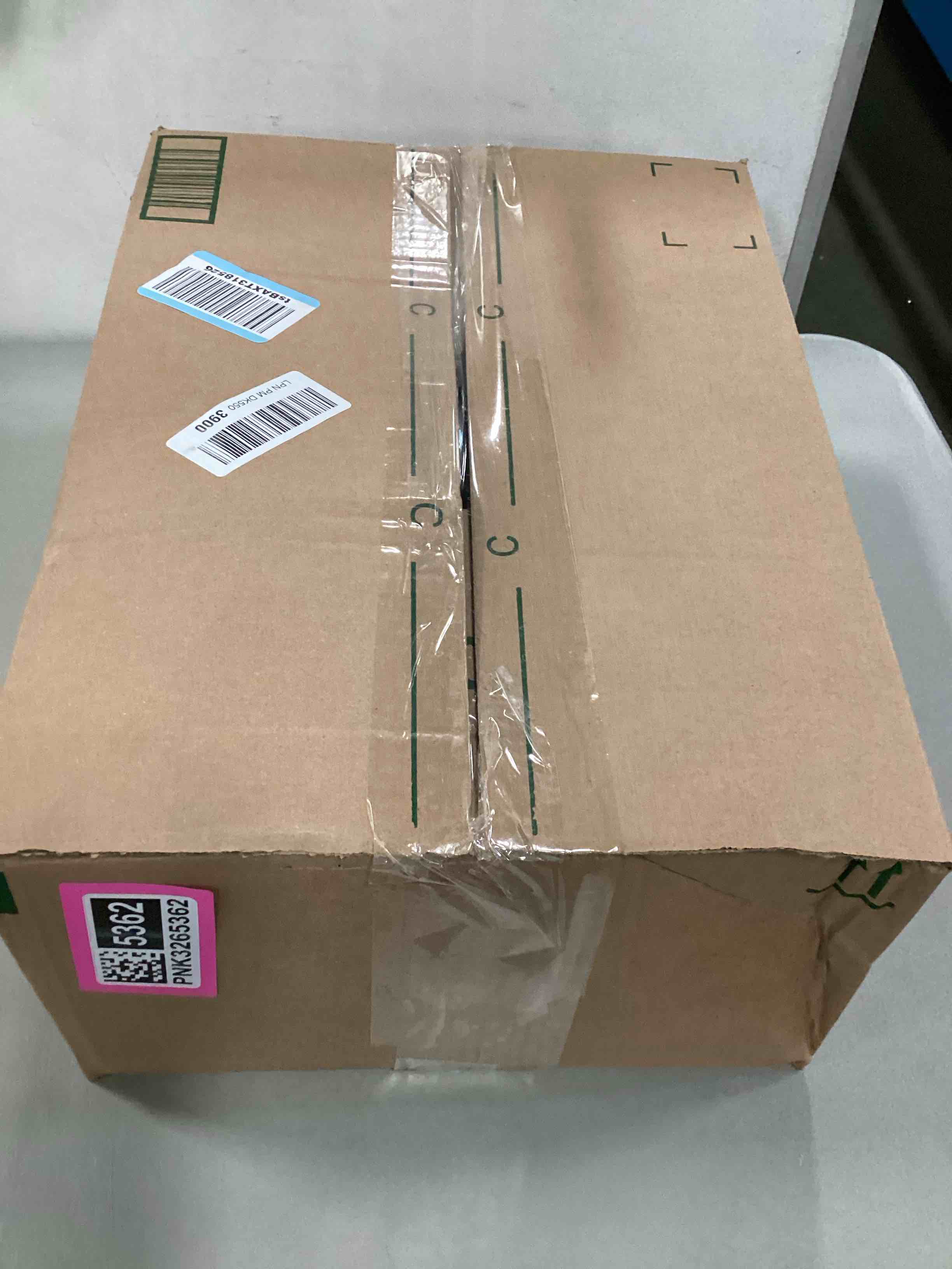 https://s3.amazonaws.com/lotting-images-prod/bidfta/PNK3265362_1752688353708.jpeg