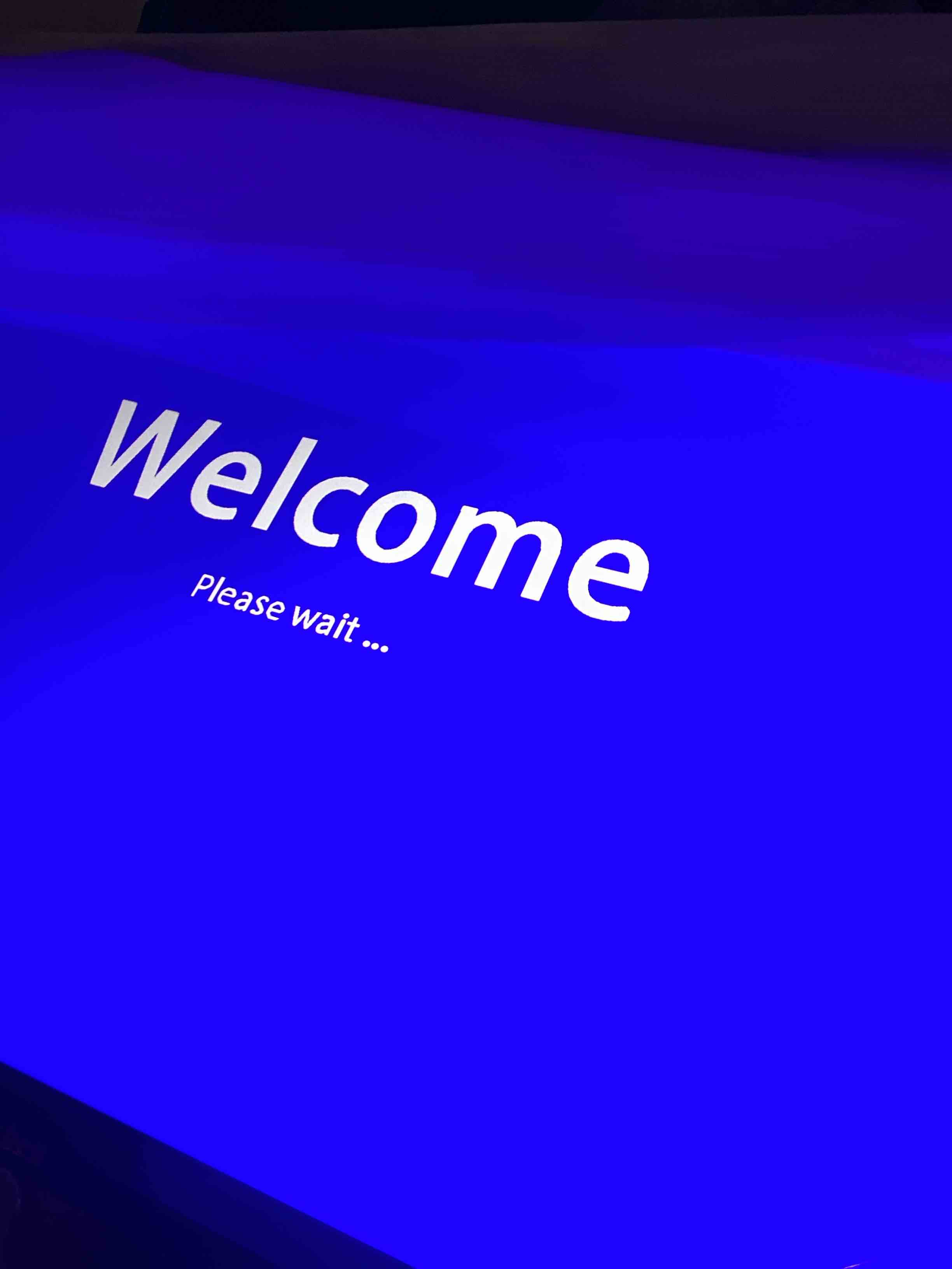 https://s3.amazonaws.com/lotting-images-prod/bidfta/PNK3268175_1752671902249.jpeg