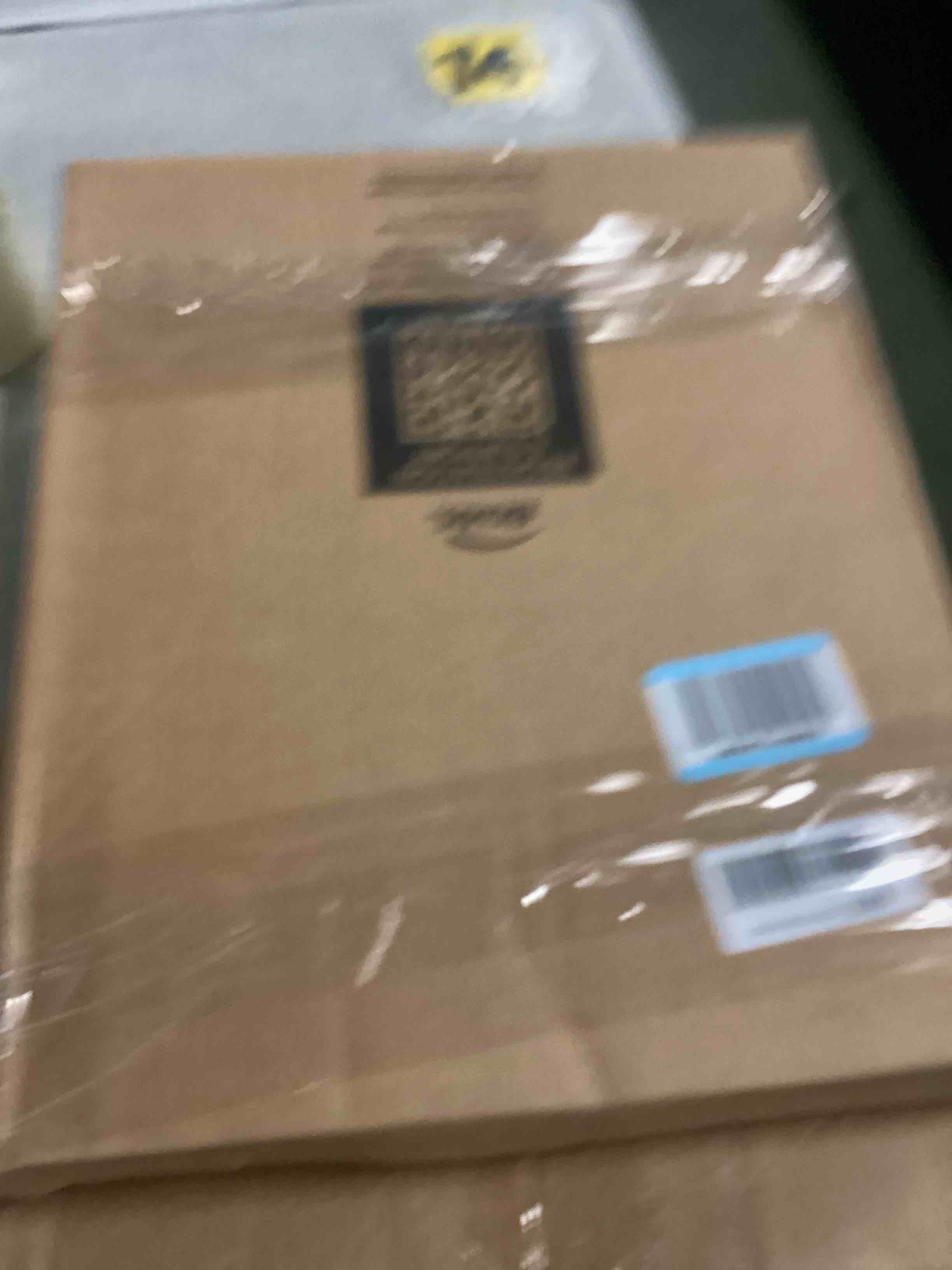 https://s3.amazonaws.com/lotting-images-prod/bidfta/PNK3275052_1753200762744.jpeg