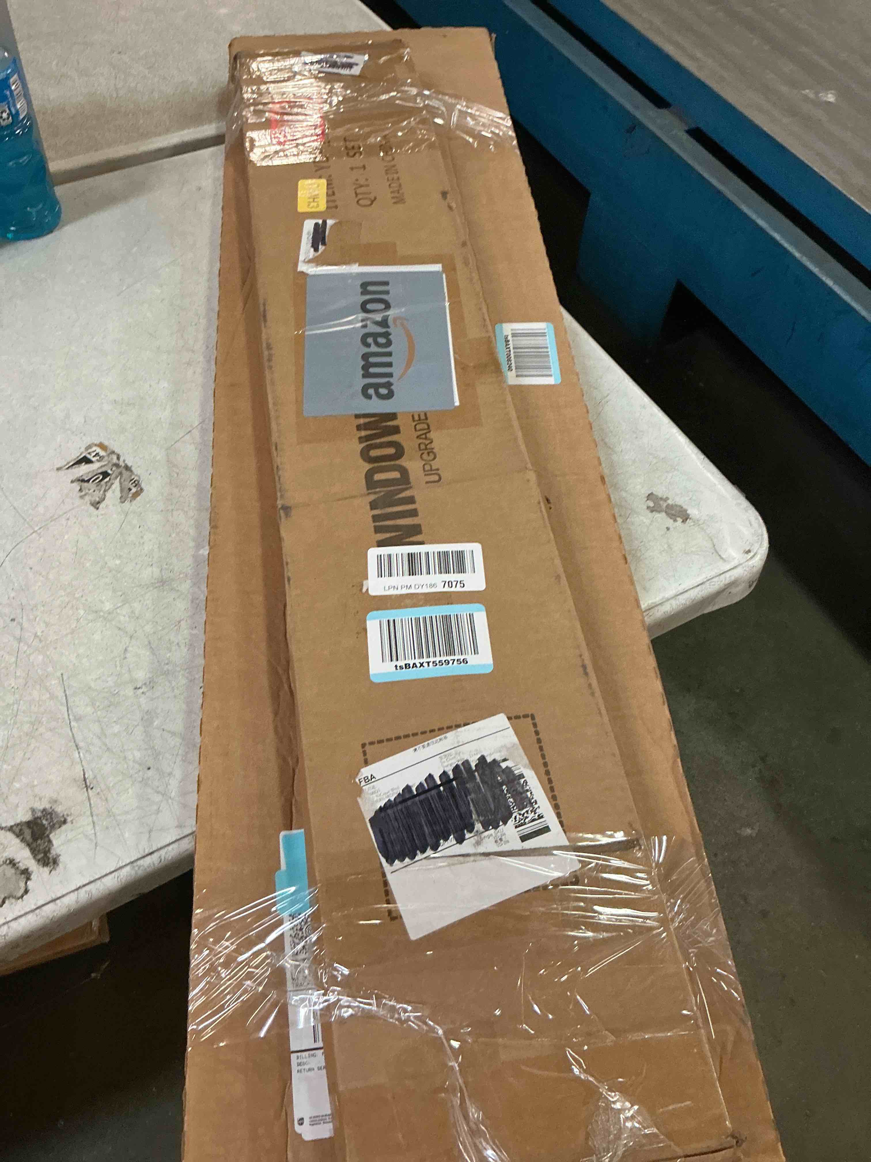 https://s3.amazonaws.com/lotting-images-prod/bidfta/PNK3276206_1753733112783.jpeg