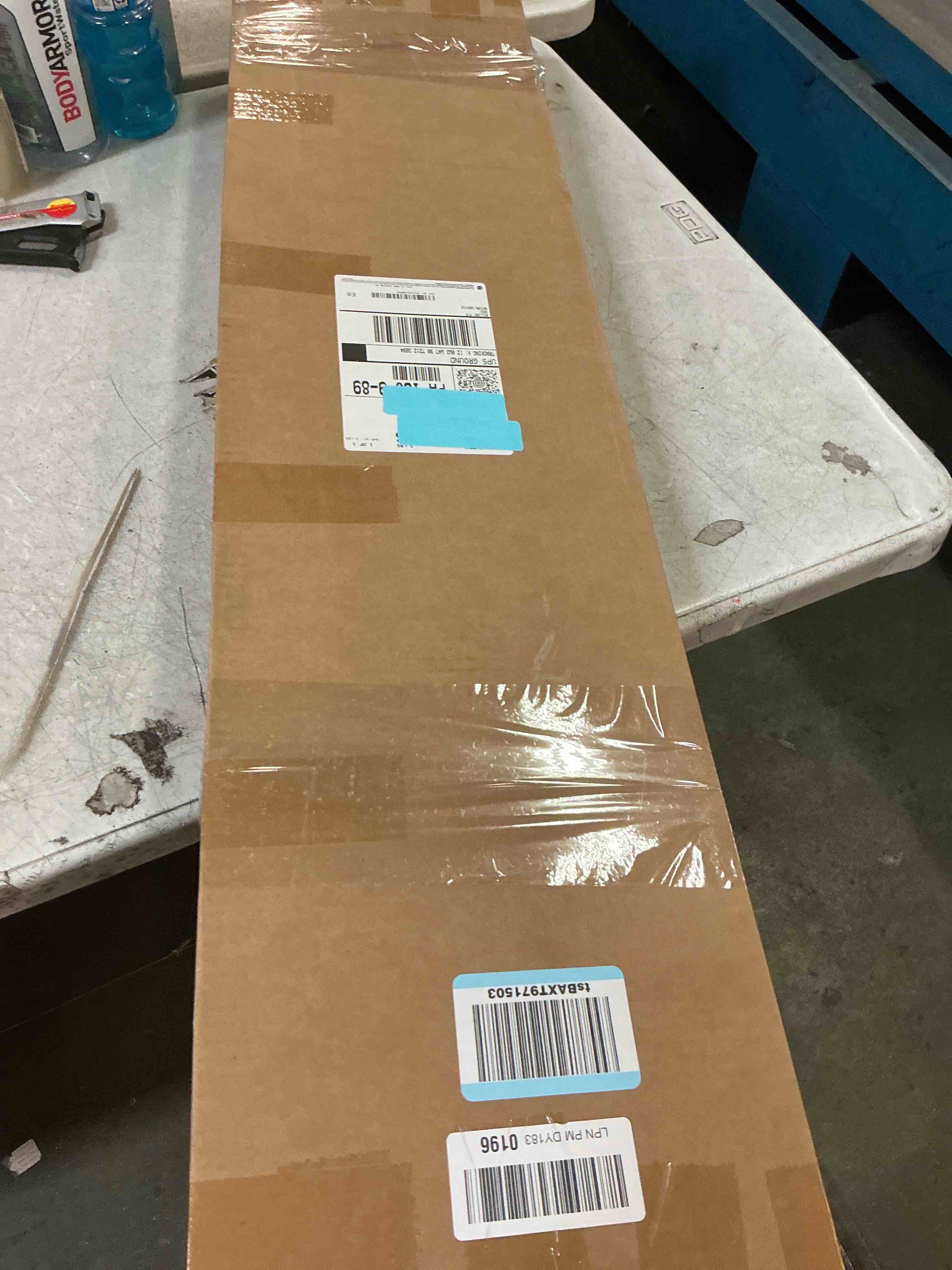 https://s3.amazonaws.com/lotting-images-prod/bidfta/PNK3276207_1753733239005.jpeg