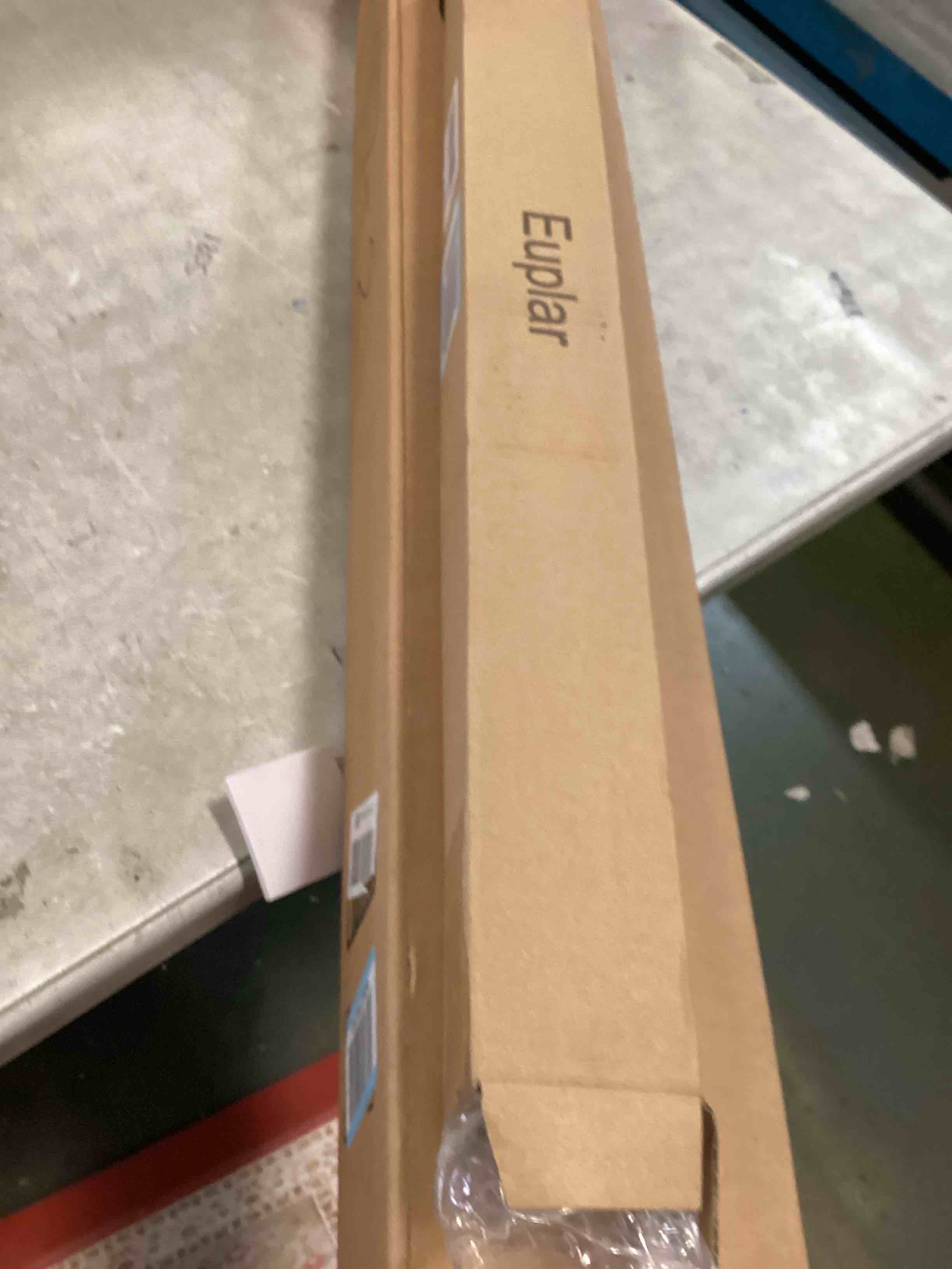 https://s3.amazonaws.com/lotting-images-prod/bidfta/PNK3286451_1752524354021.jpeg