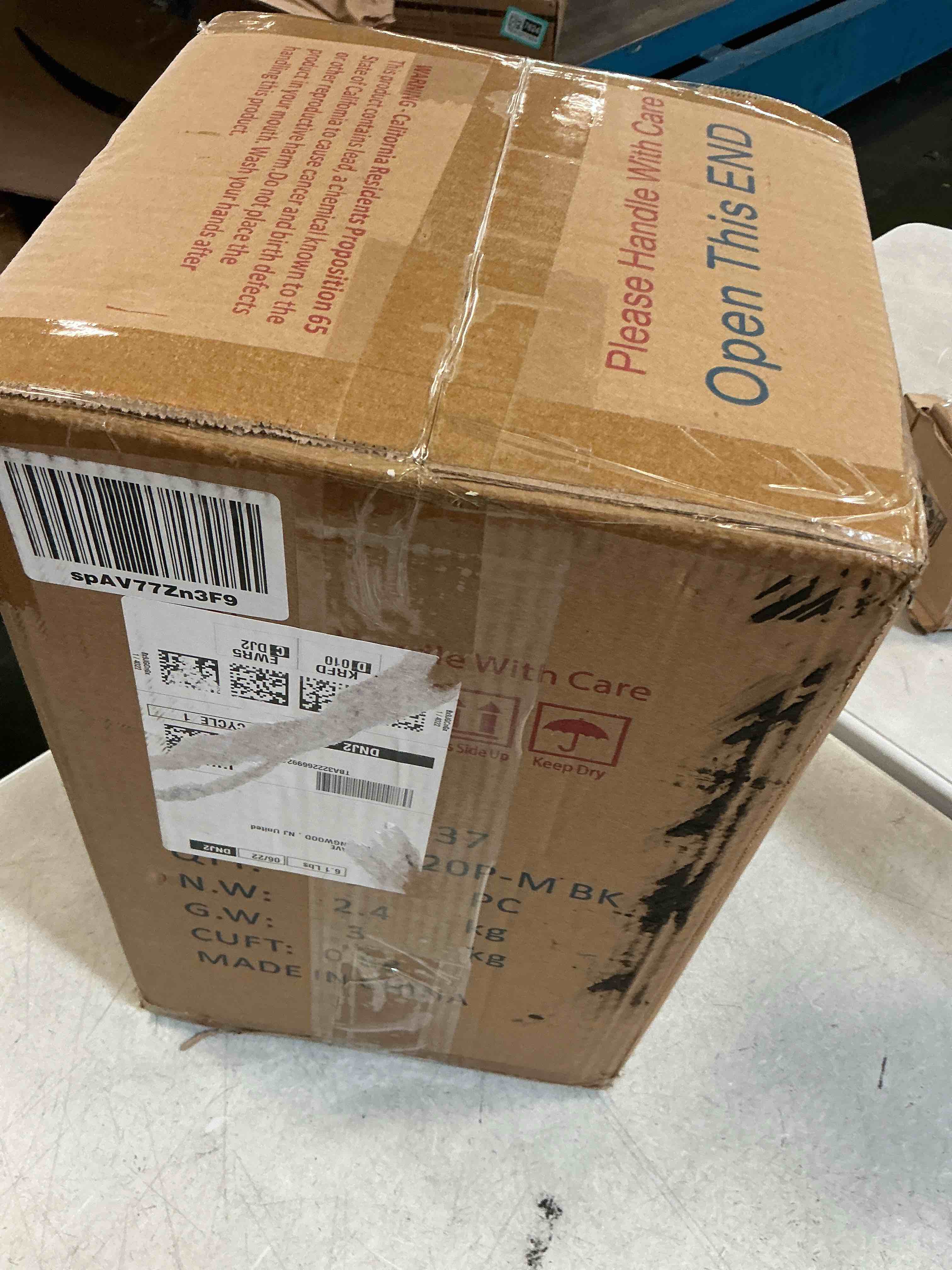 https://s3.amazonaws.com/lotting-images-prod/bidfta/PNK3294389_1752524241318.jpeg