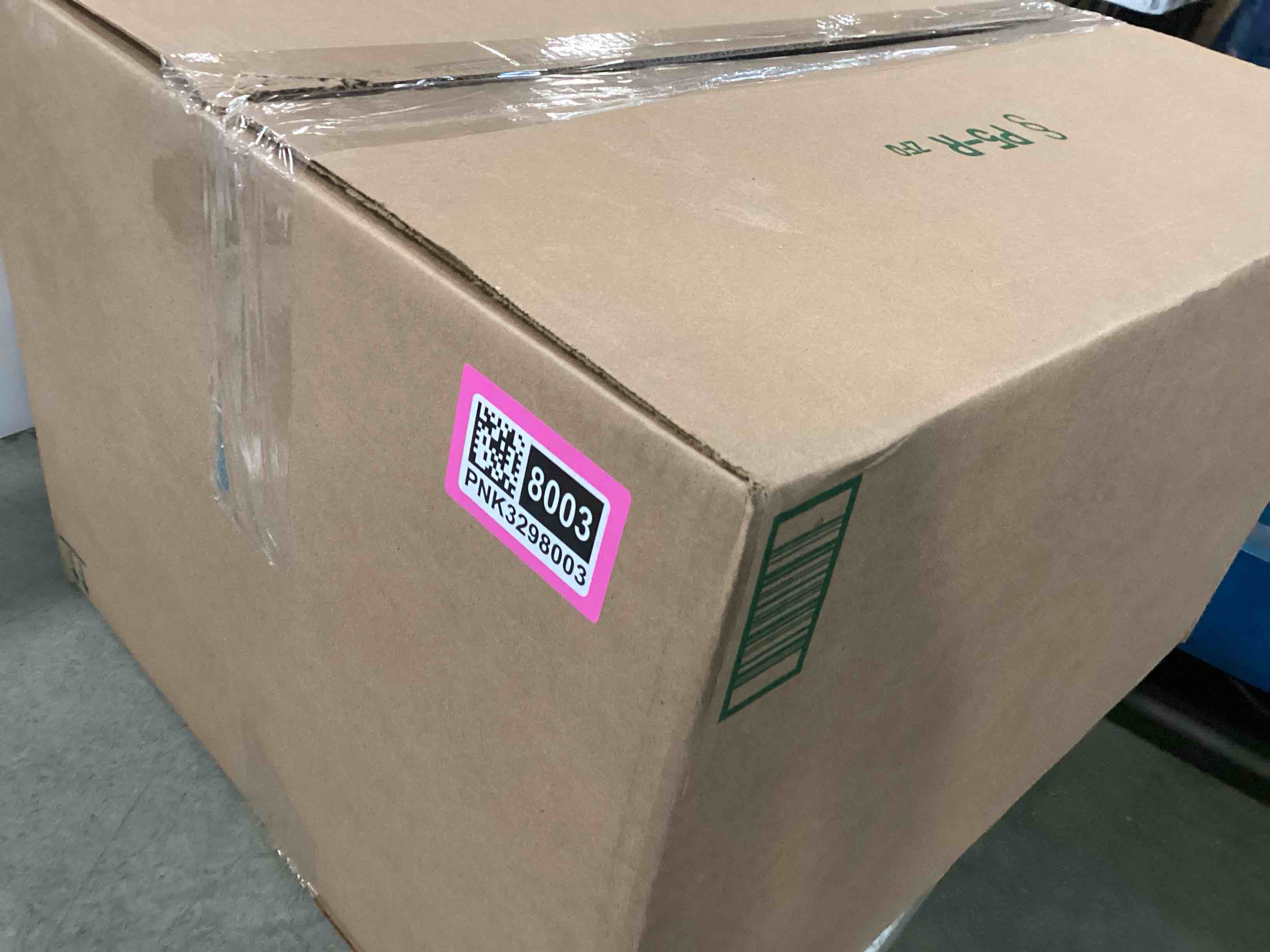 https://s3.amazonaws.com/lotting-images-prod/bidfta/PNK3298003_1751285221212.jpeg