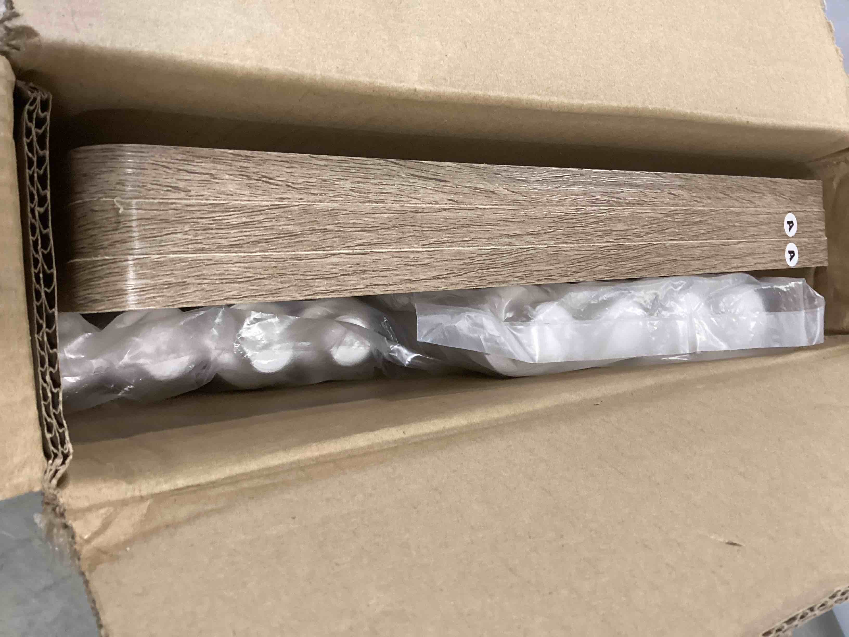 https://s3.amazonaws.com/lotting-images-prod/bidfta/PNK3298025_1751287510374.jpeg