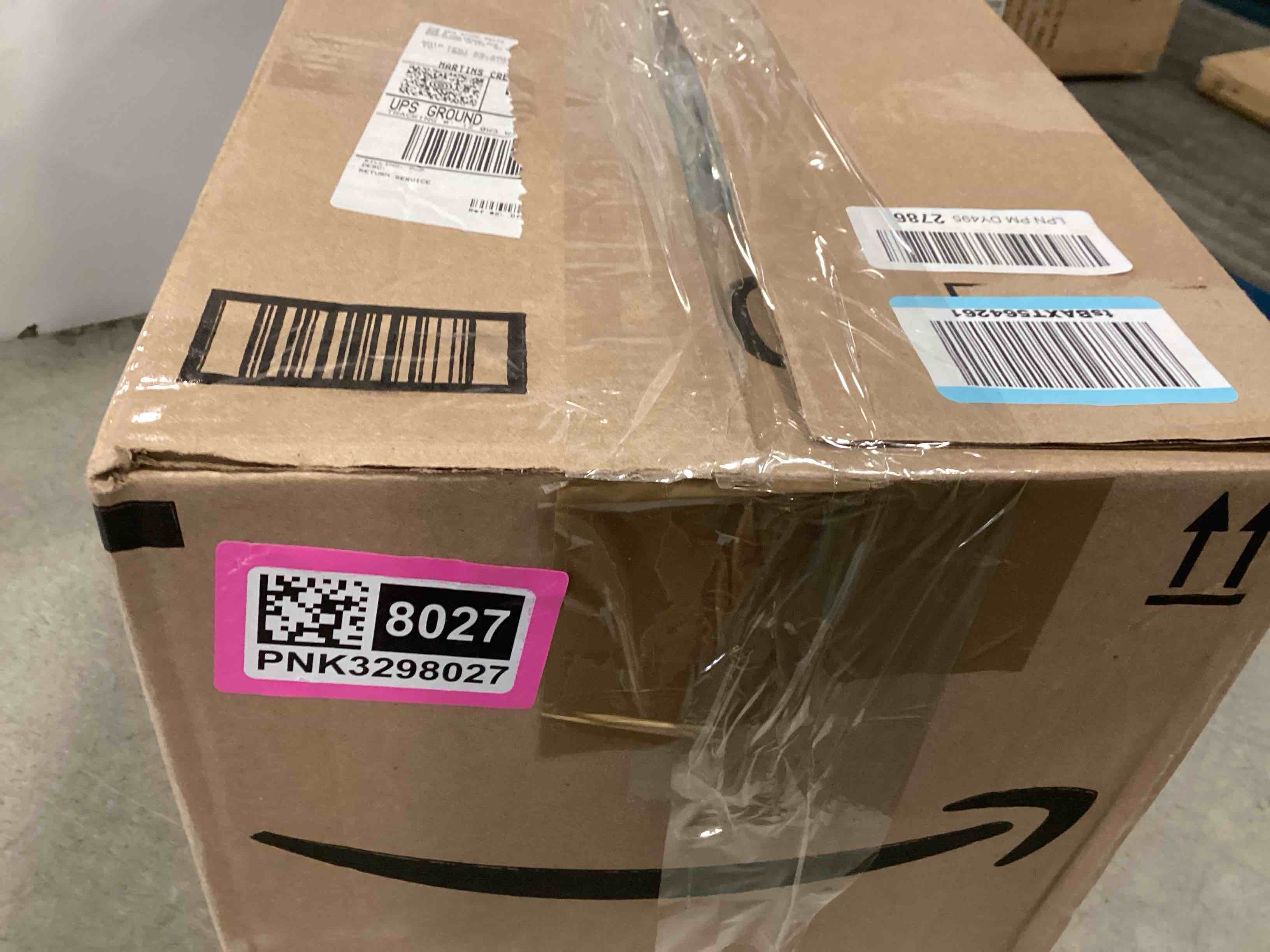 https://s3.amazonaws.com/lotting-images-prod/bidfta/PNK3298027_1751287727444.jpeg