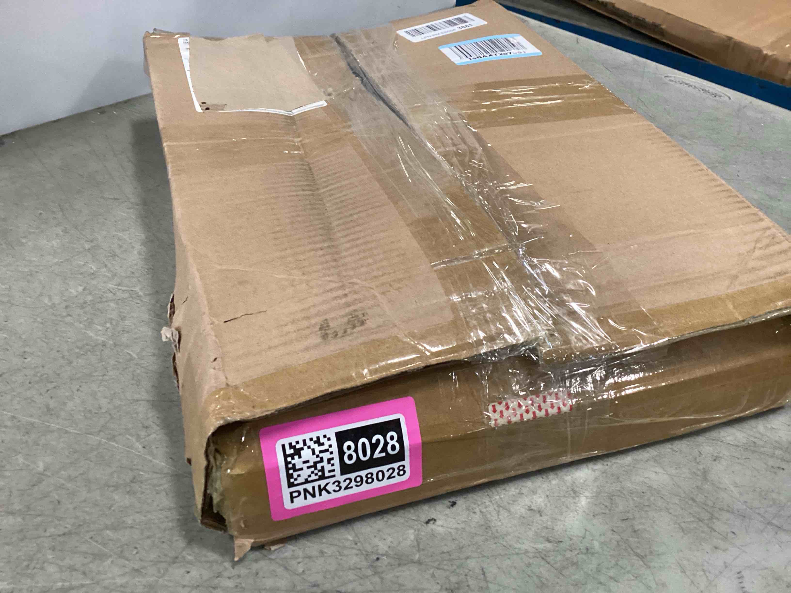 https://s3.amazonaws.com/lotting-images-prod/bidfta/PNK3298028_1751287808519.jpeg