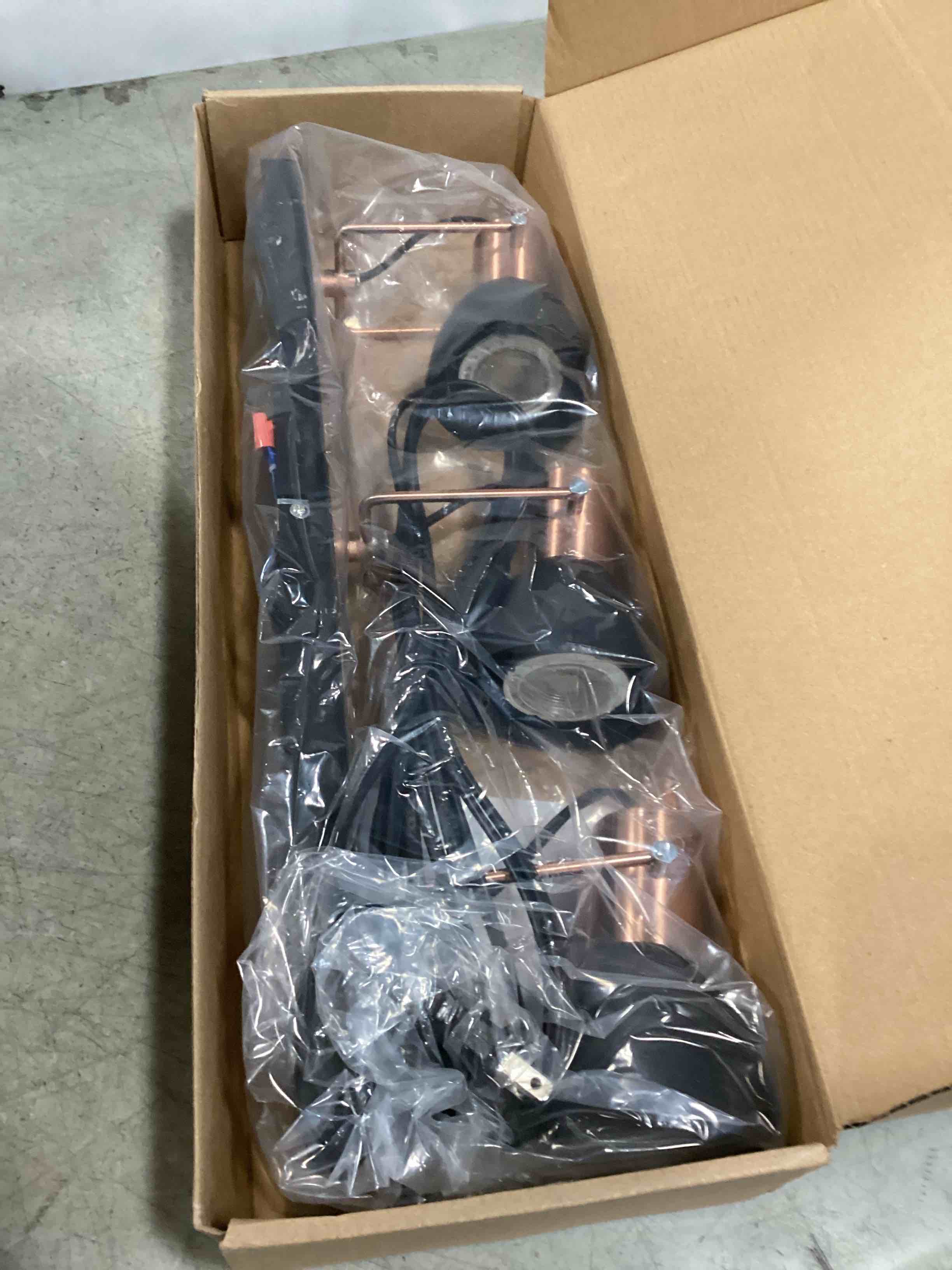 https://s3.amazonaws.com/lotting-images-prod/bidfta/PNK3298139_1751297229546.jpeg