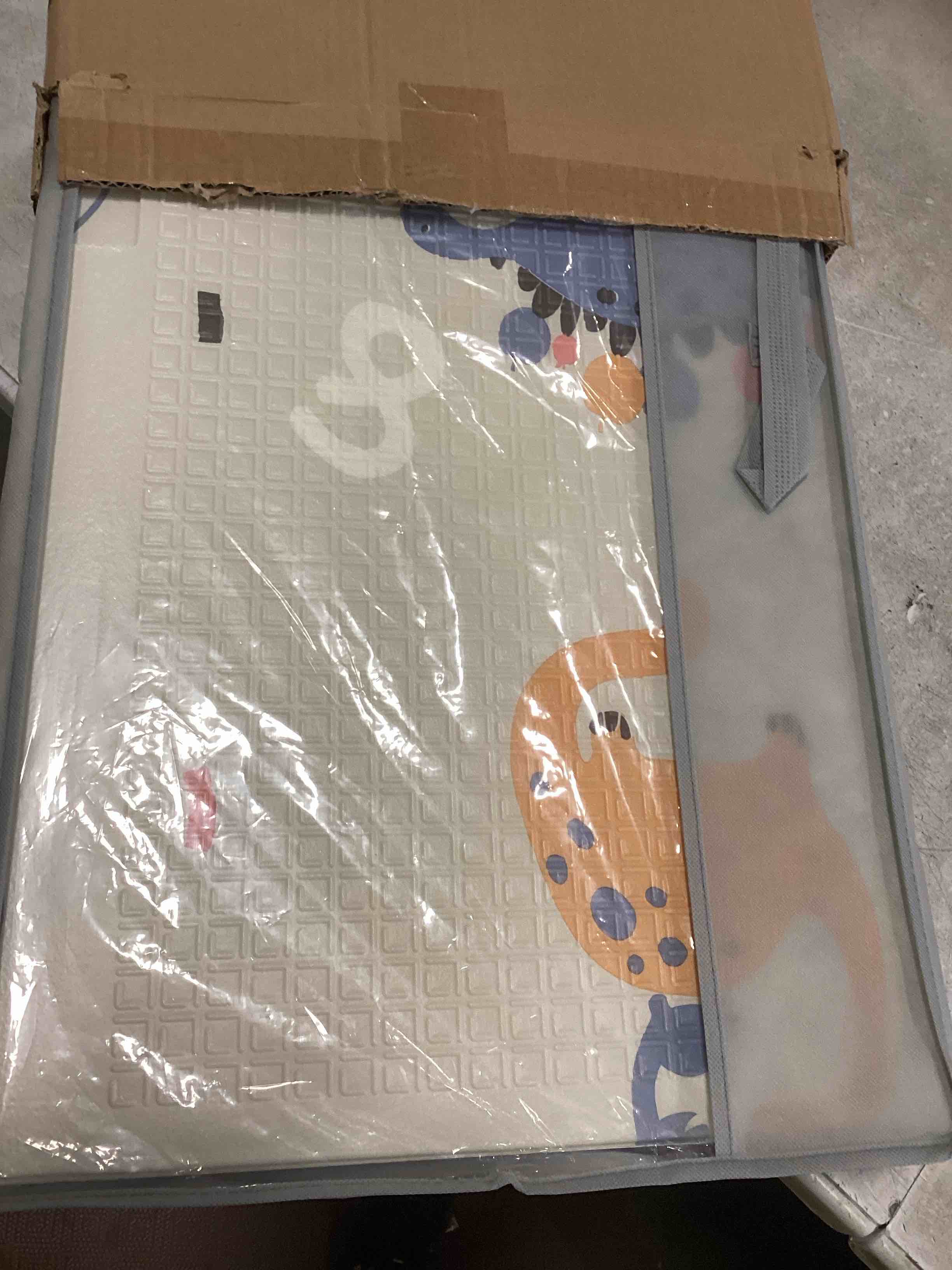 https://s3.amazonaws.com/lotting-images-prod/bidfta/PNK3301905_1752082956834.jpeg