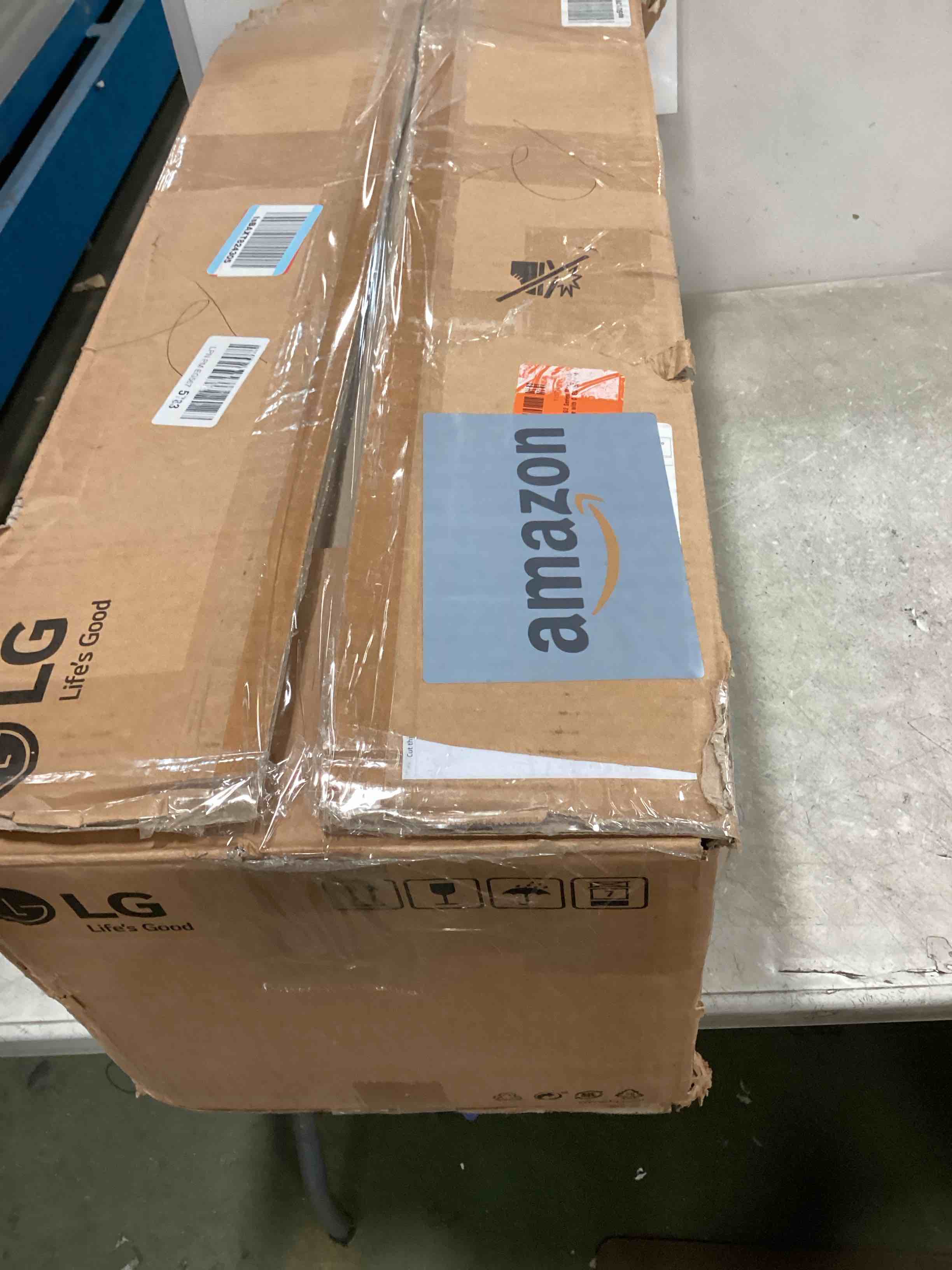 https://s3.amazonaws.com/lotting-images-prod/bidfta/PNK3301963_1752090539371.jpeg