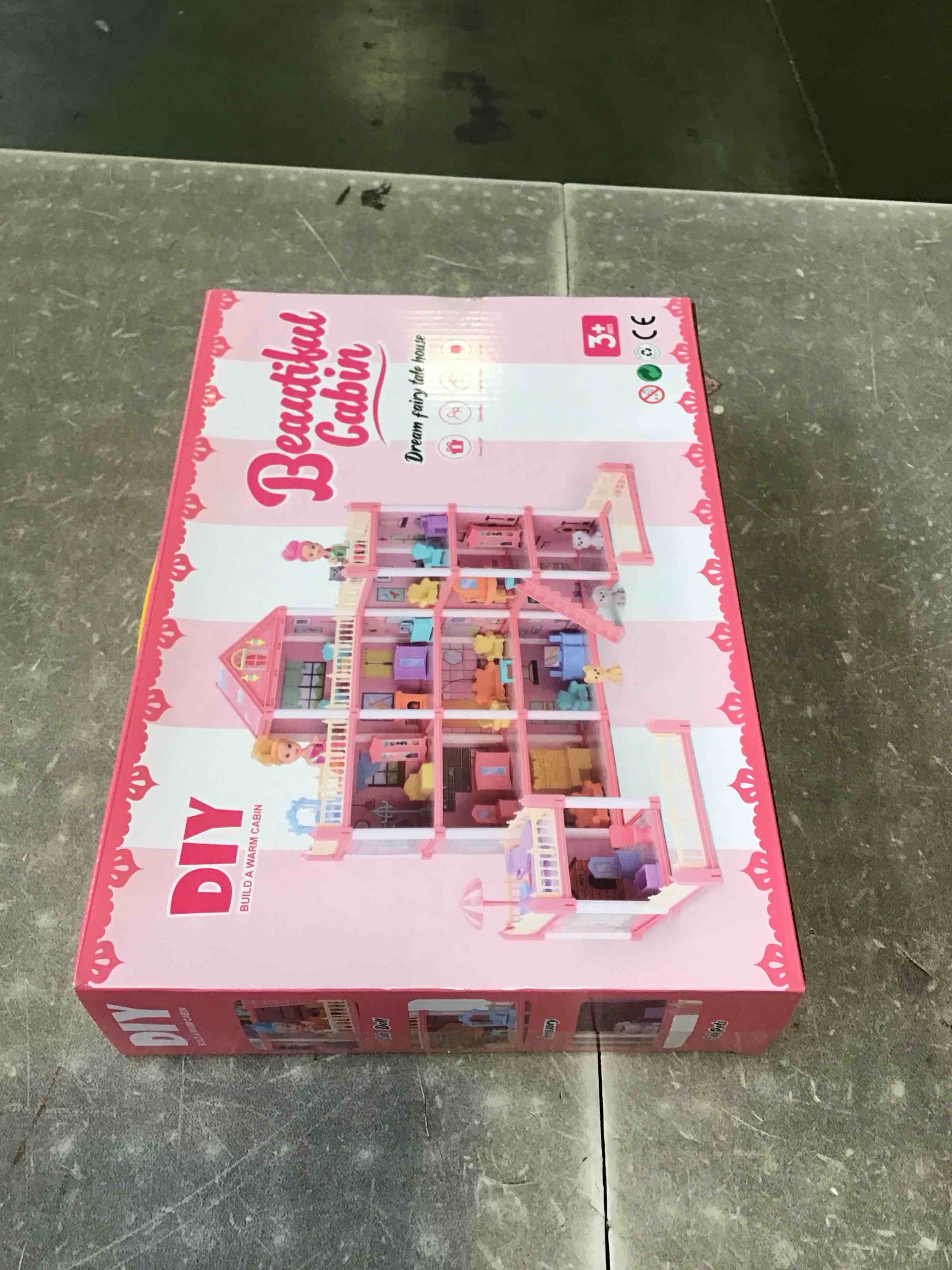 https://s3.amazonaws.com/lotting-images-prod/bidfta/PNK3304468_1753102328952.jpeg