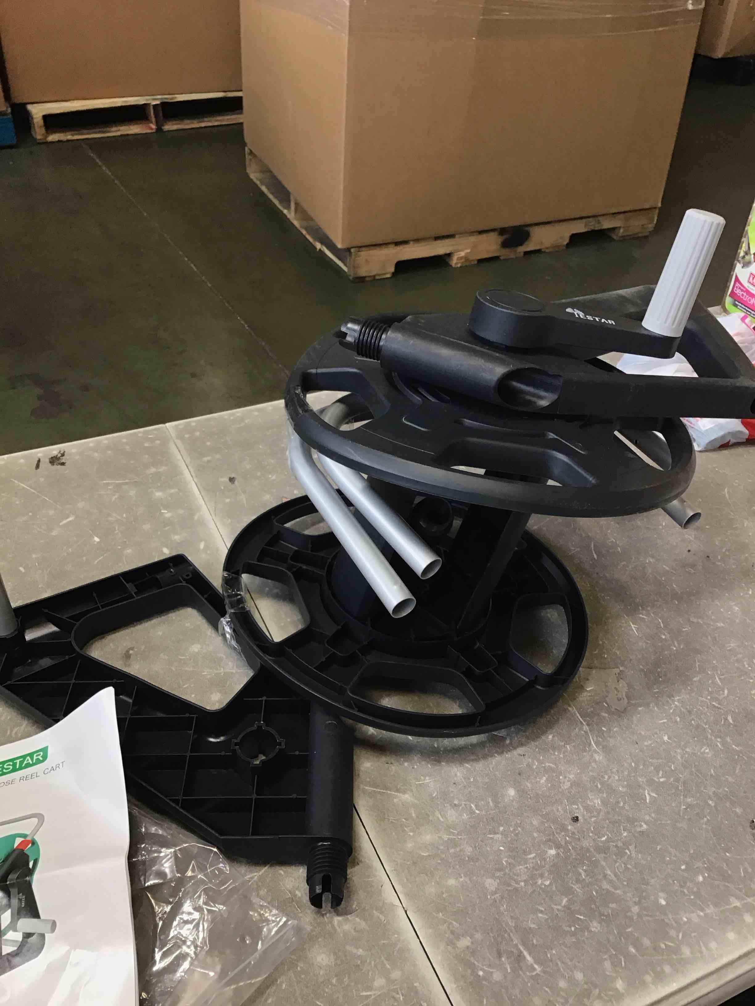 https://s3.amazonaws.com/lotting-images-prod/bidfta/PNK3304547_1753117143676.jpeg