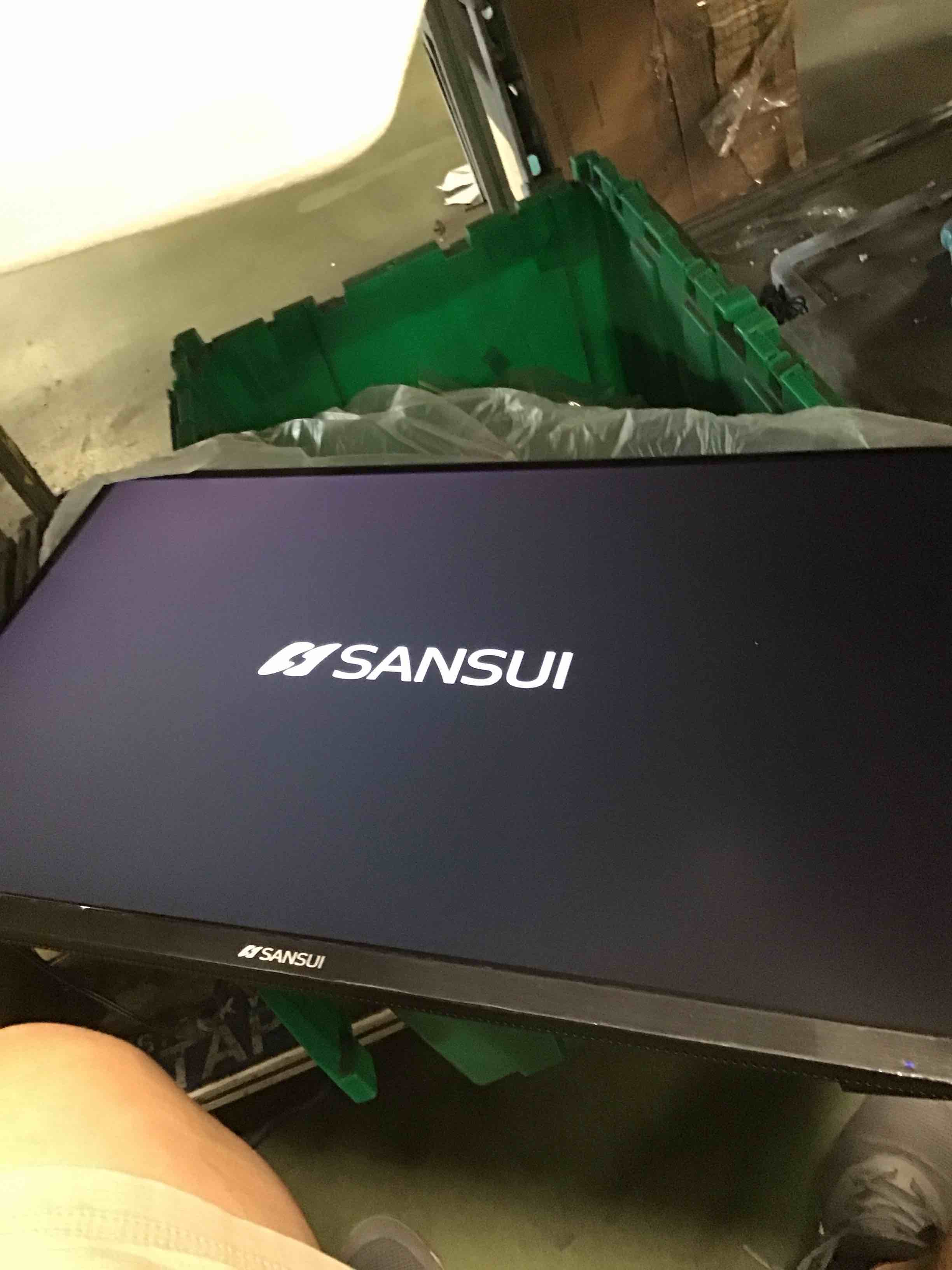 https://s3.amazonaws.com/lotting-images-prod/bidfta/PNK3316302_1753450137886.jpeg