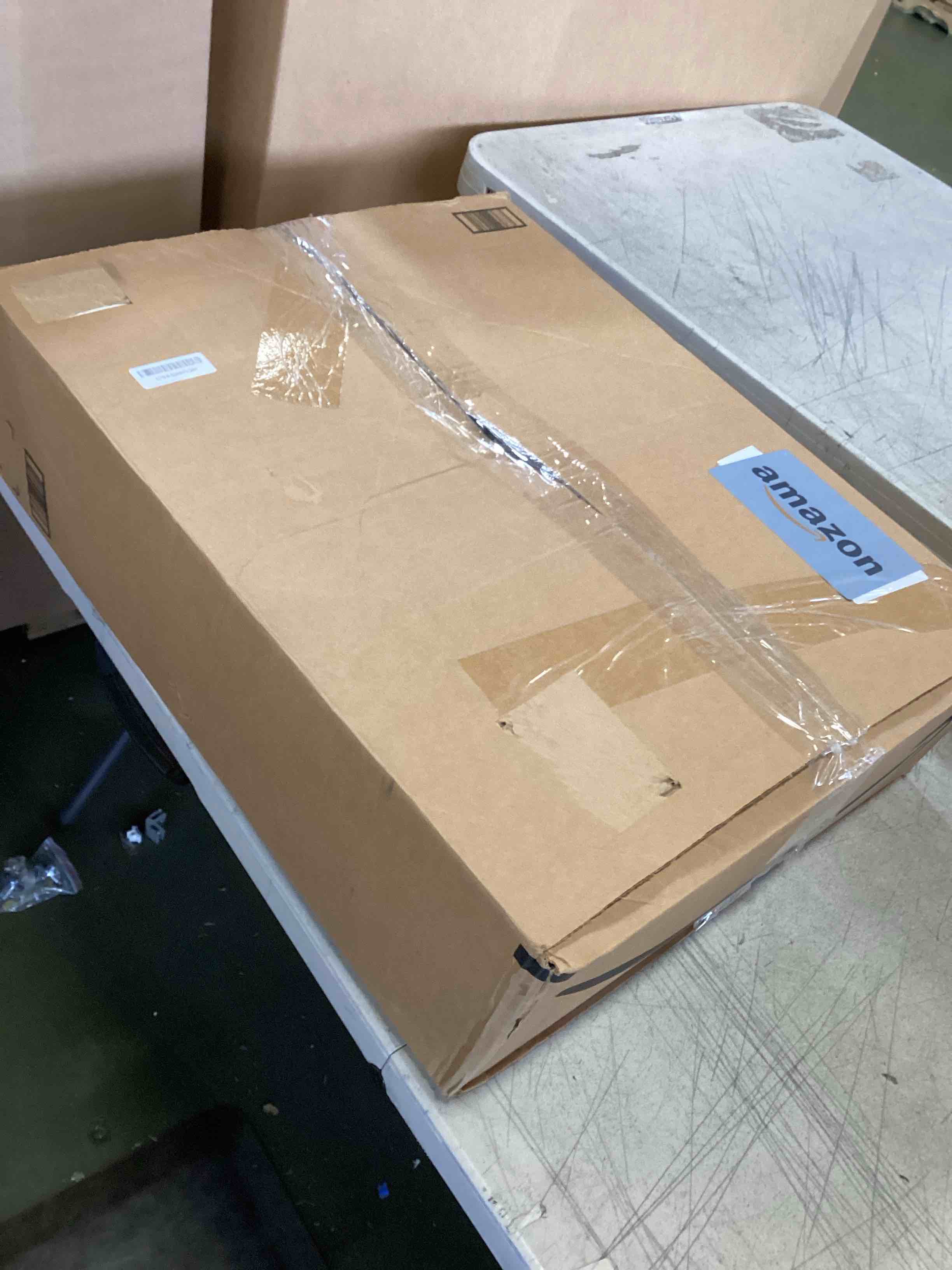 https://s3.amazonaws.com/lotting-images-prod/bidfta/PNK3322042_1753117410590.jpeg