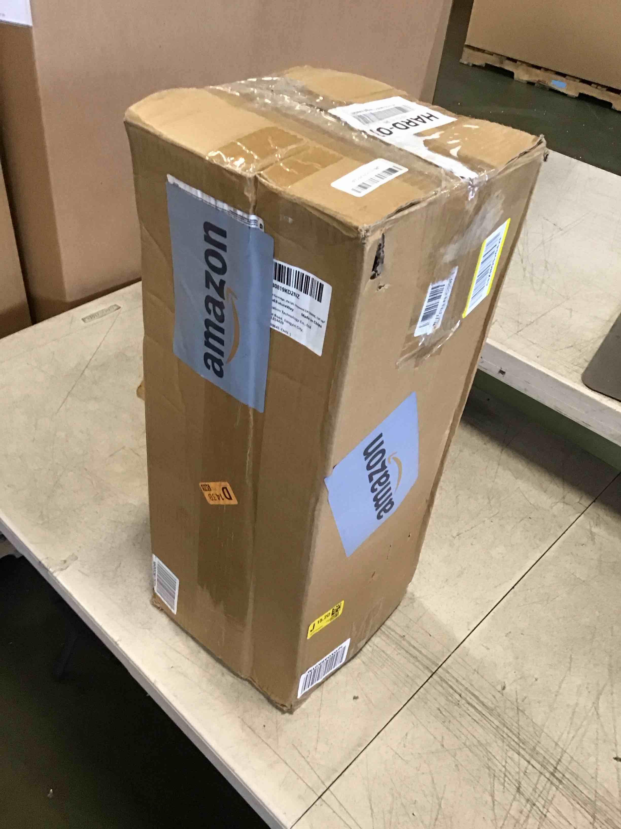 https://s3.amazonaws.com/lotting-images-prod/bidfta/PNK3322139_1753198182520.jpeg