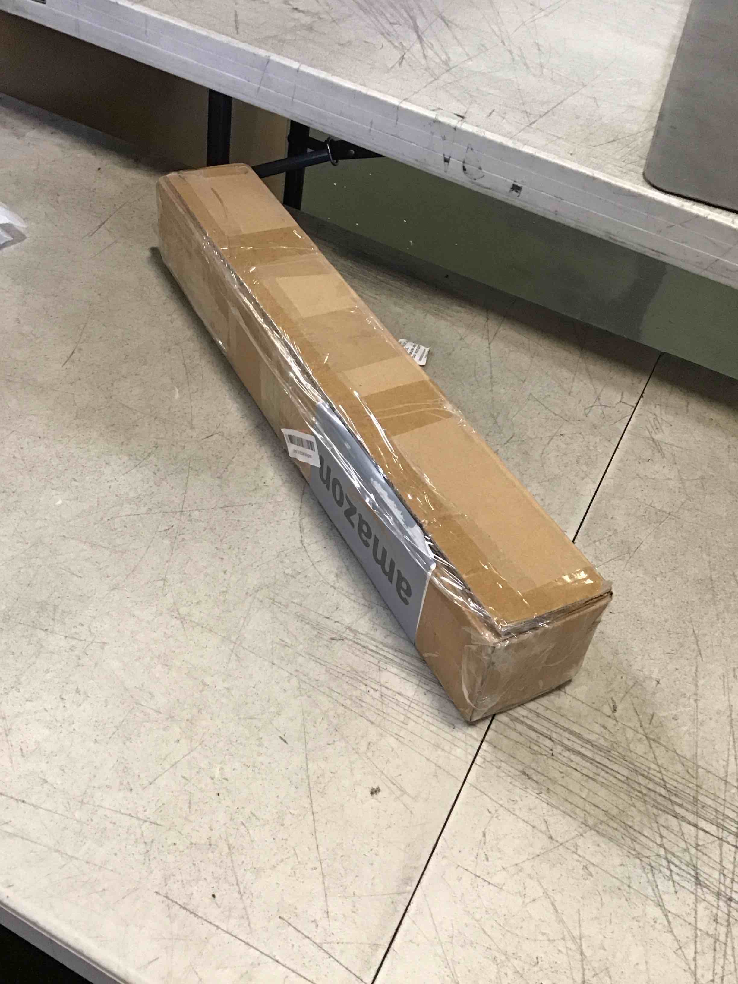 https://s3.amazonaws.com/lotting-images-prod/bidfta/PNK3322144_1753202414350.jpeg