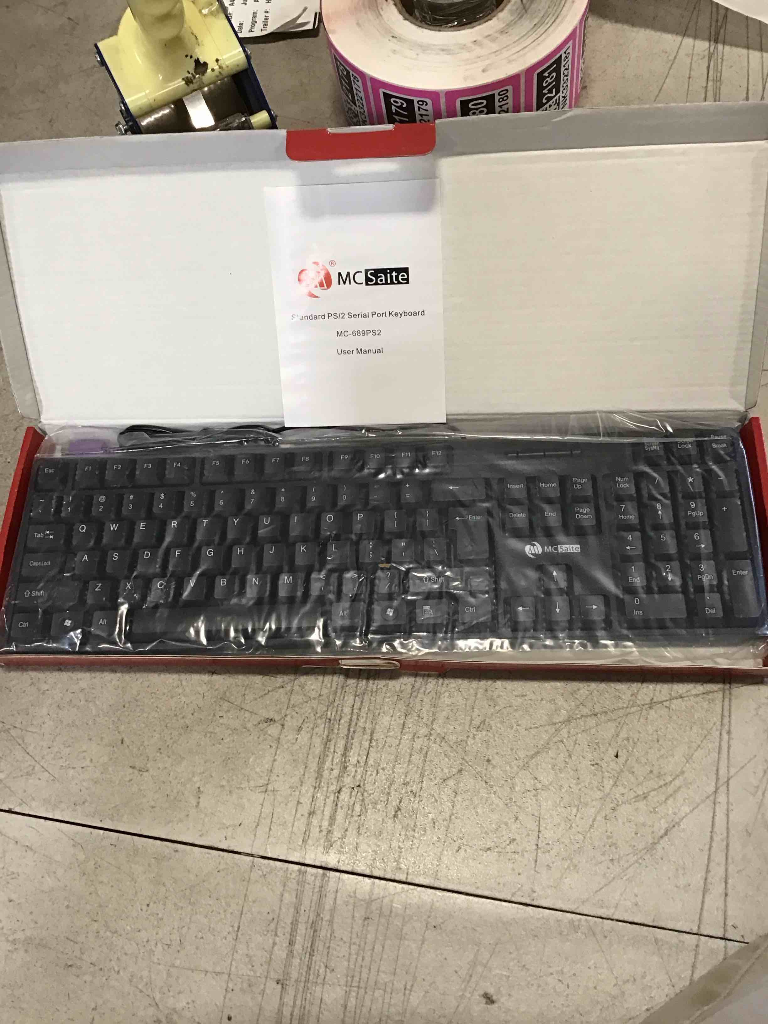 https://s3.amazonaws.com/lotting-images-prod/bidfta/PNK3322173_1753211117818.jpeg