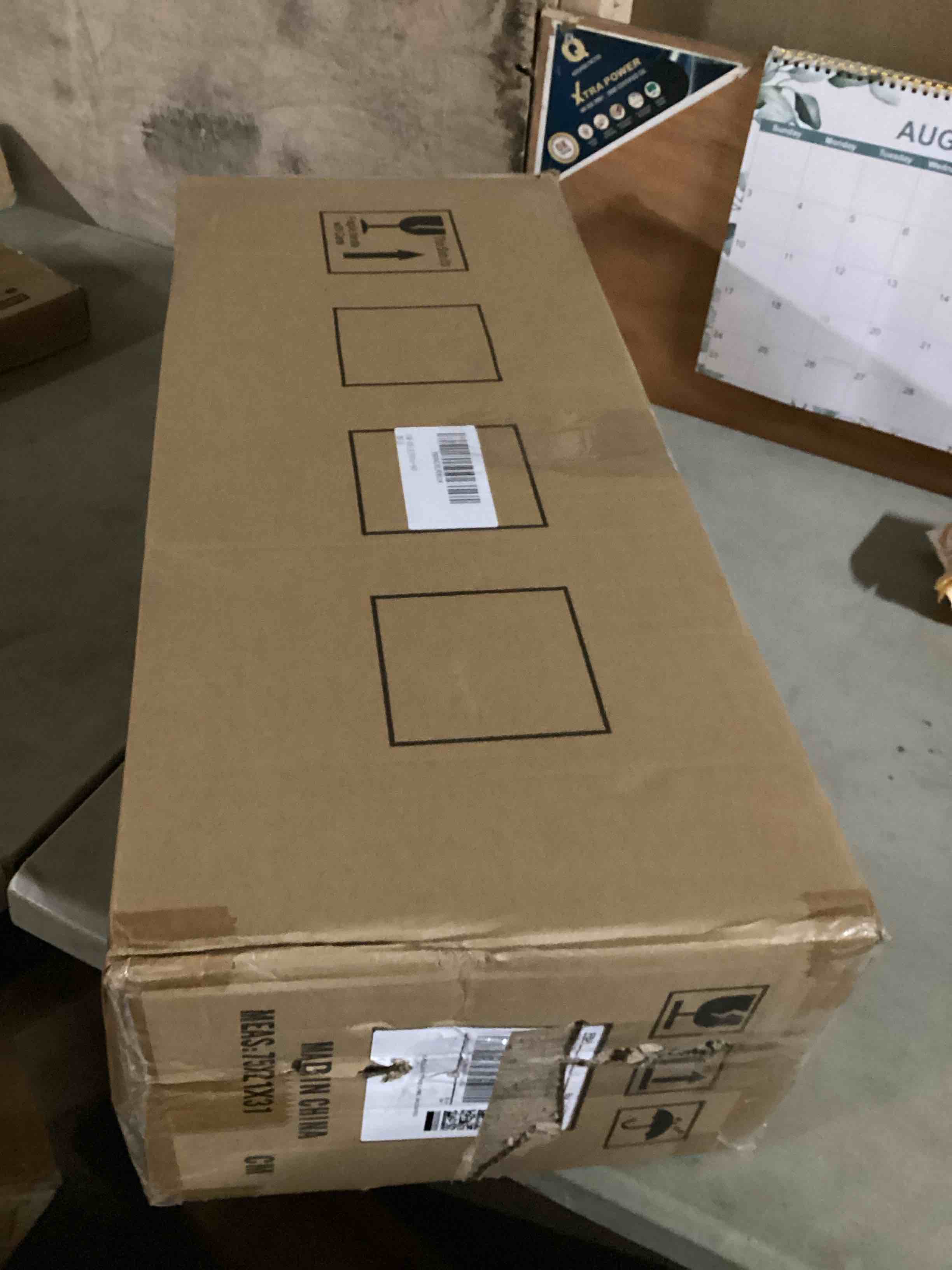 https://s3.amazonaws.com/lotting-images-prod/bidfta/PNK3327081_1754752832884.jpeg