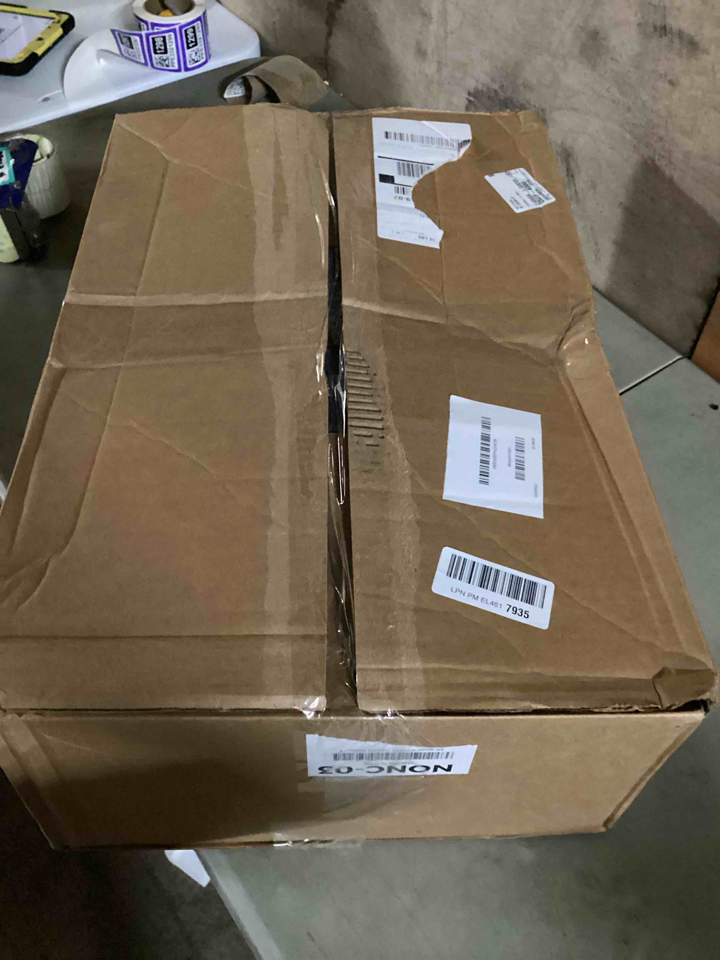 https://s3.amazonaws.com/lotting-images-prod/bidfta/PNK3327204_1754914934947.jpeg