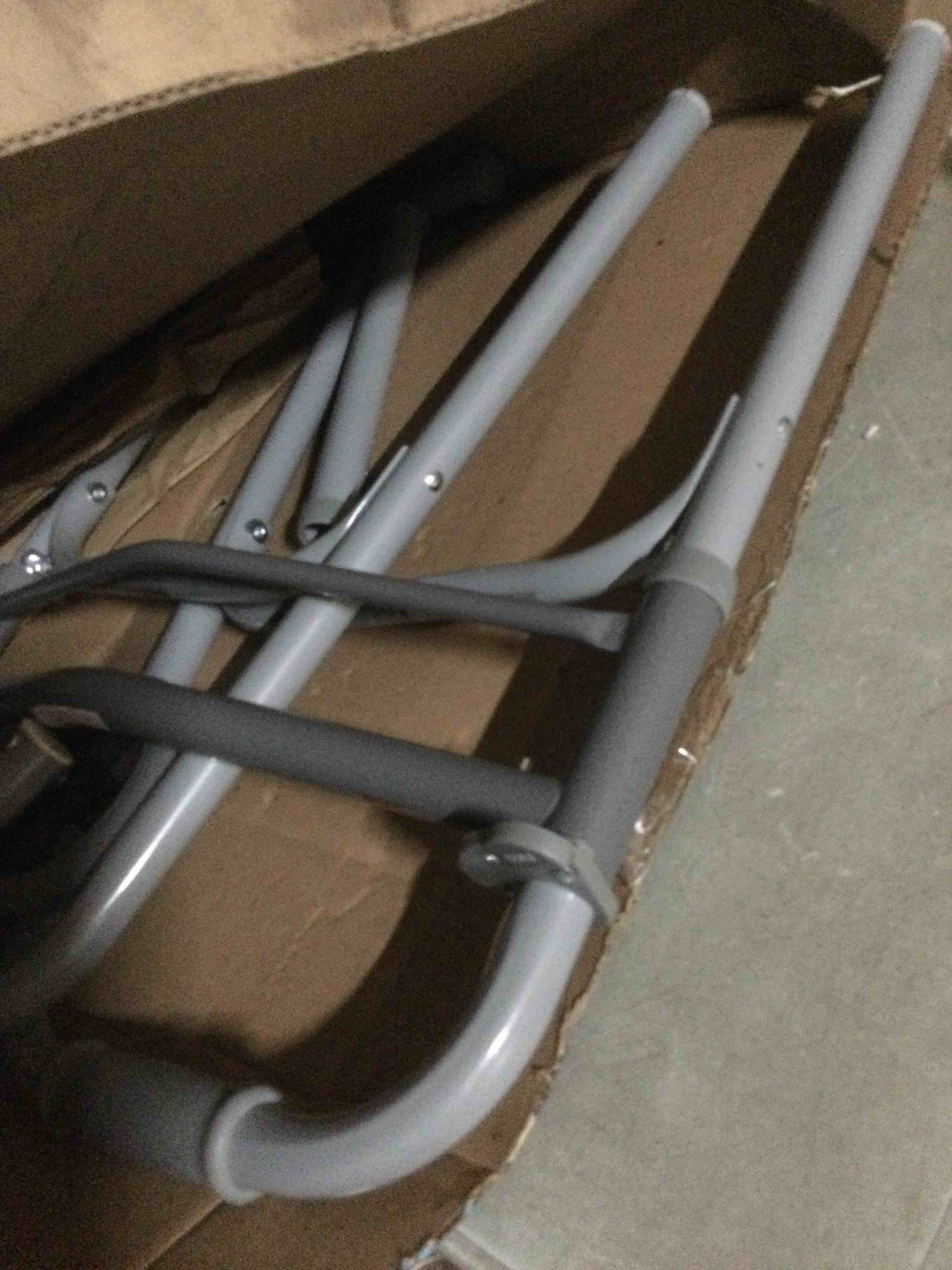 https://s3.amazonaws.com/lotting-images-prod/bidfta/PNK3327963_1755182302427.jpeg