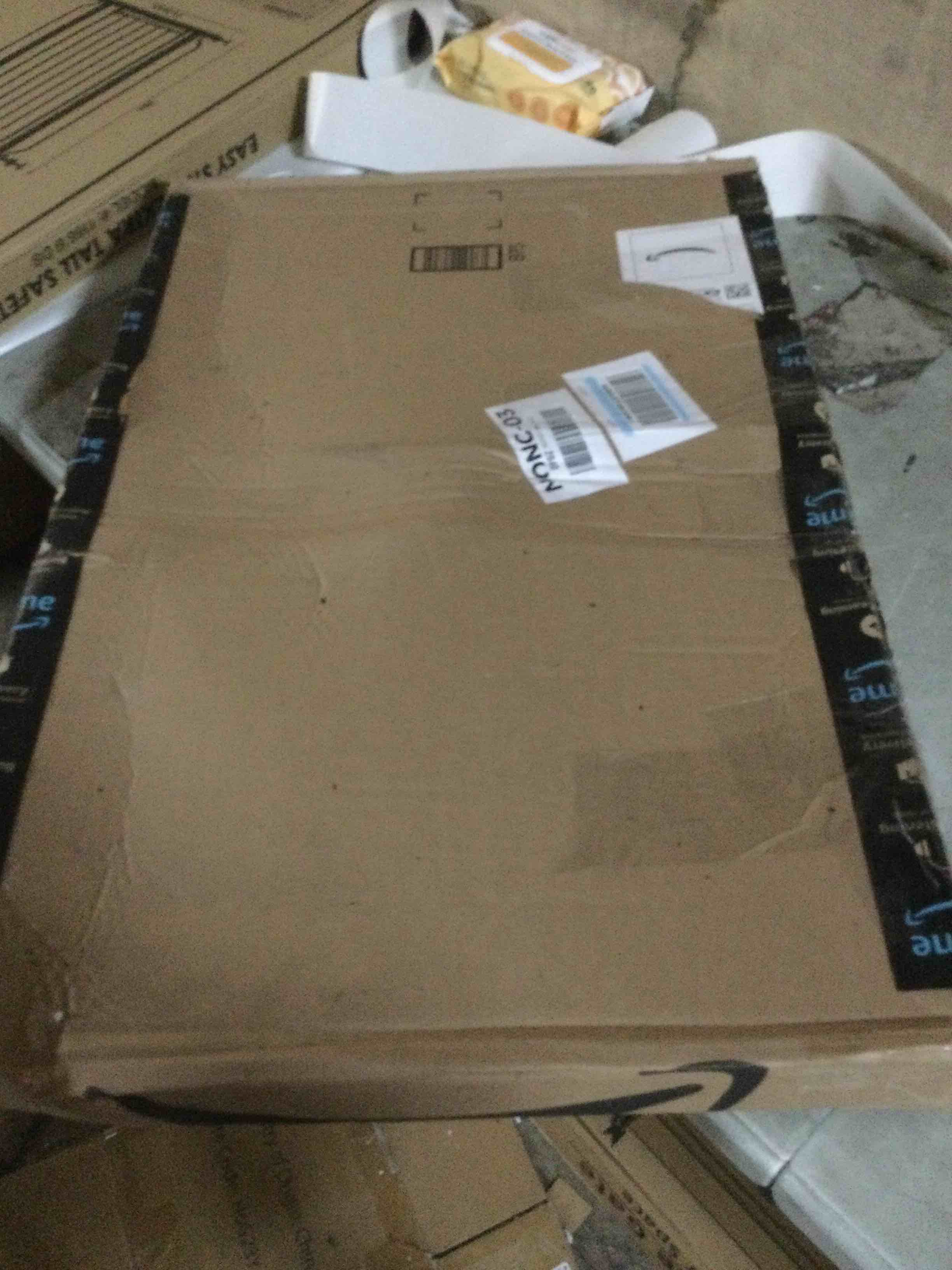 https://s3.amazonaws.com/lotting-images-prod/bidfta/PNK3327963_1755182326790.jpeg