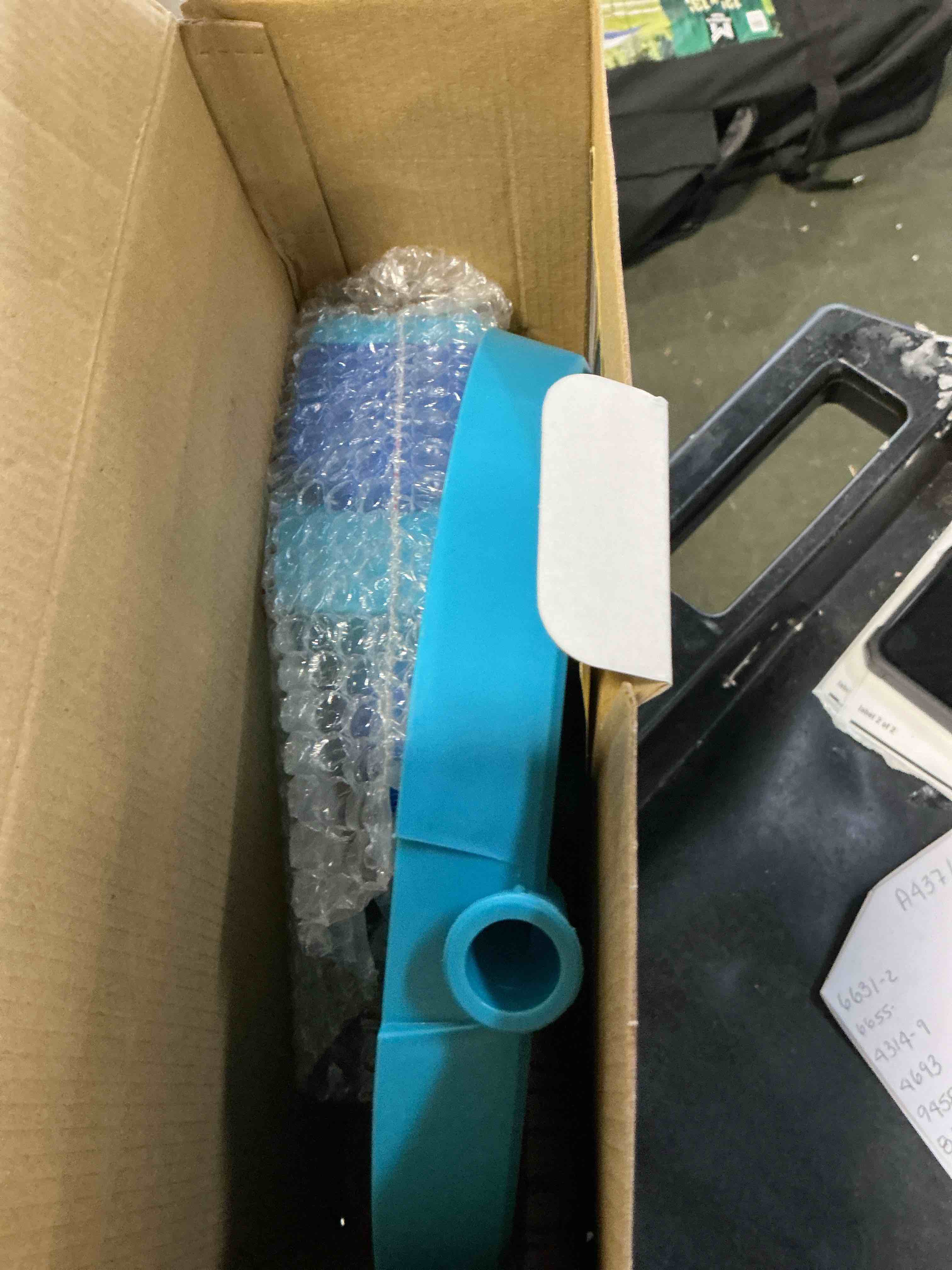 https://s3.amazonaws.com/lotting-images-prod/bidfta/PNK3328086_1755867166617.jpeg
