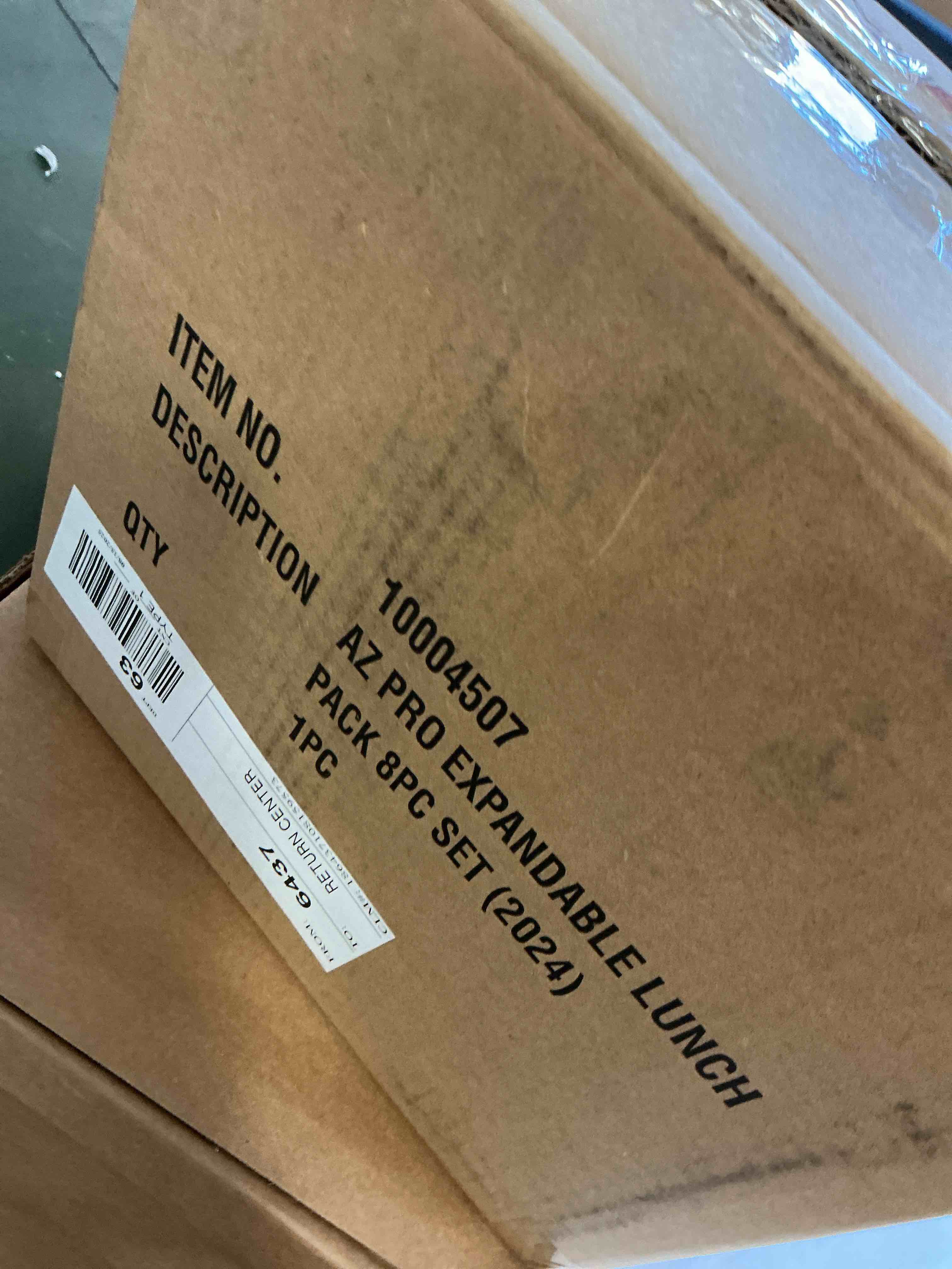 https://s3.amazonaws.com/lotting-images-prod/bidfta/PNK3328315_1757595571086.jpeg