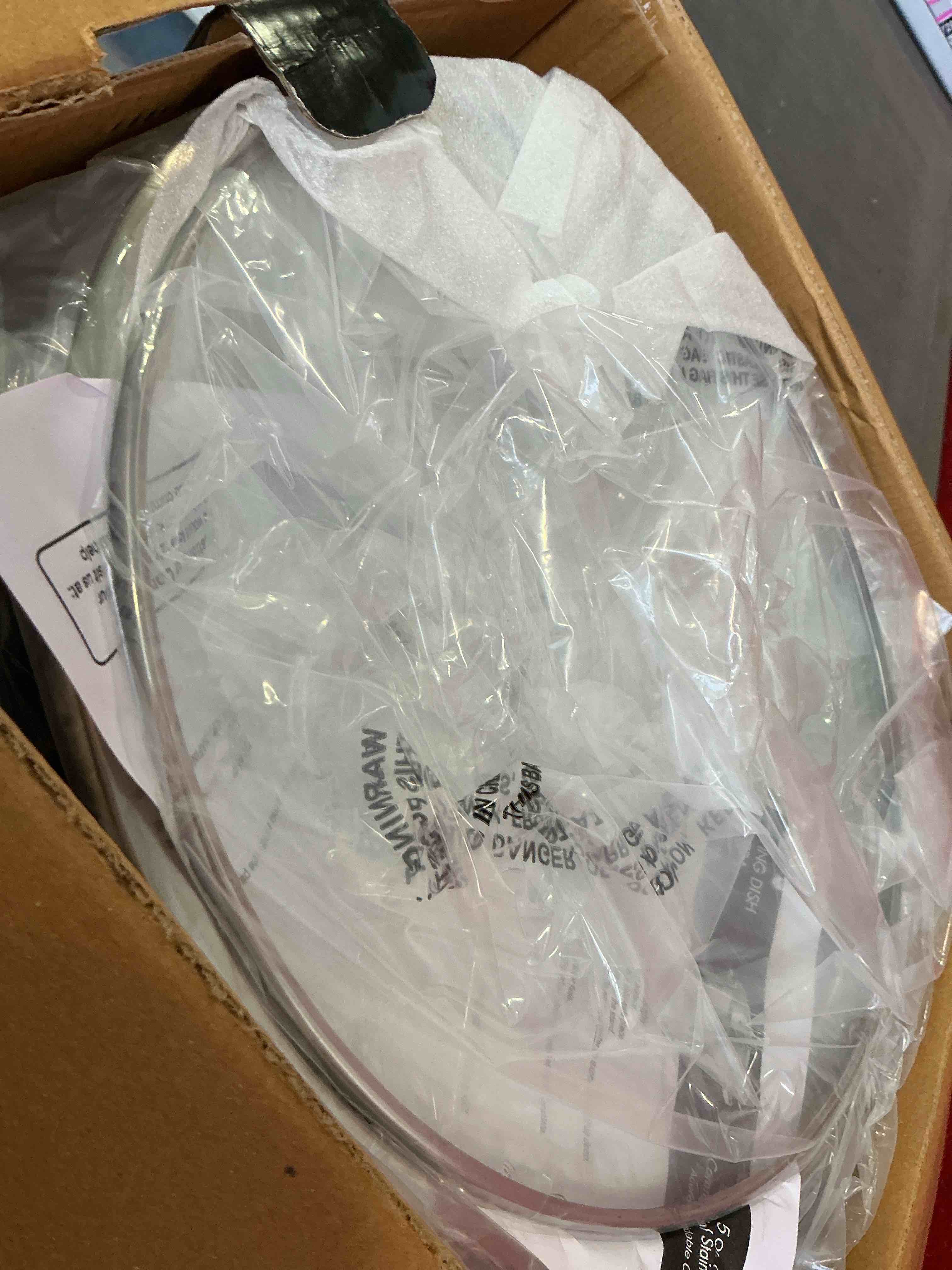 https://s3.amazonaws.com/lotting-images-prod/bidfta/PNK3328764_1758210449141.jpeg