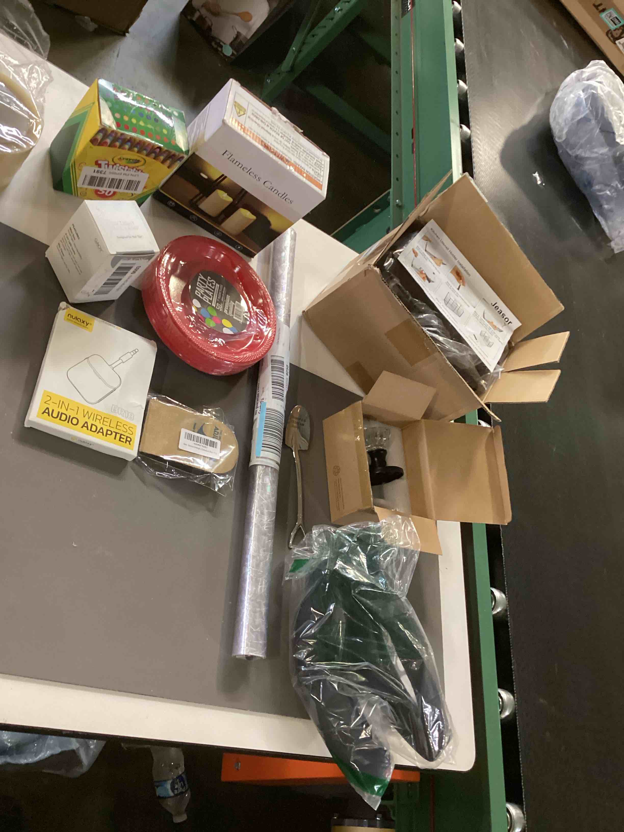 https://s3.amazonaws.com/lotting-images-prod/bidfta/PNK3336473_1756837899505.jpeg