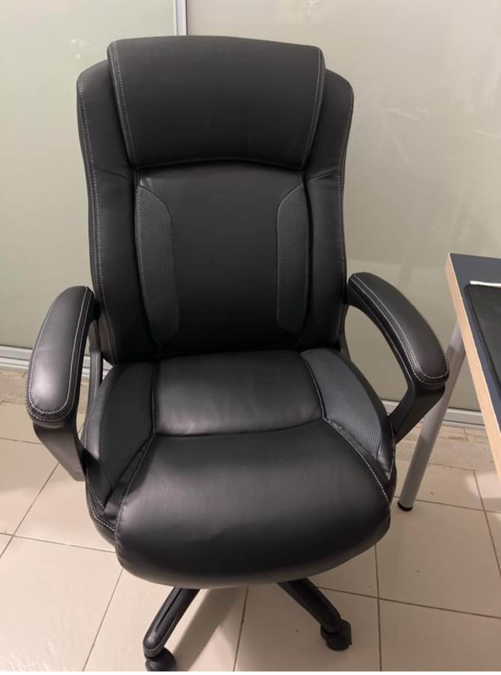 serta mid-back office chair with mesh accents and memory foam