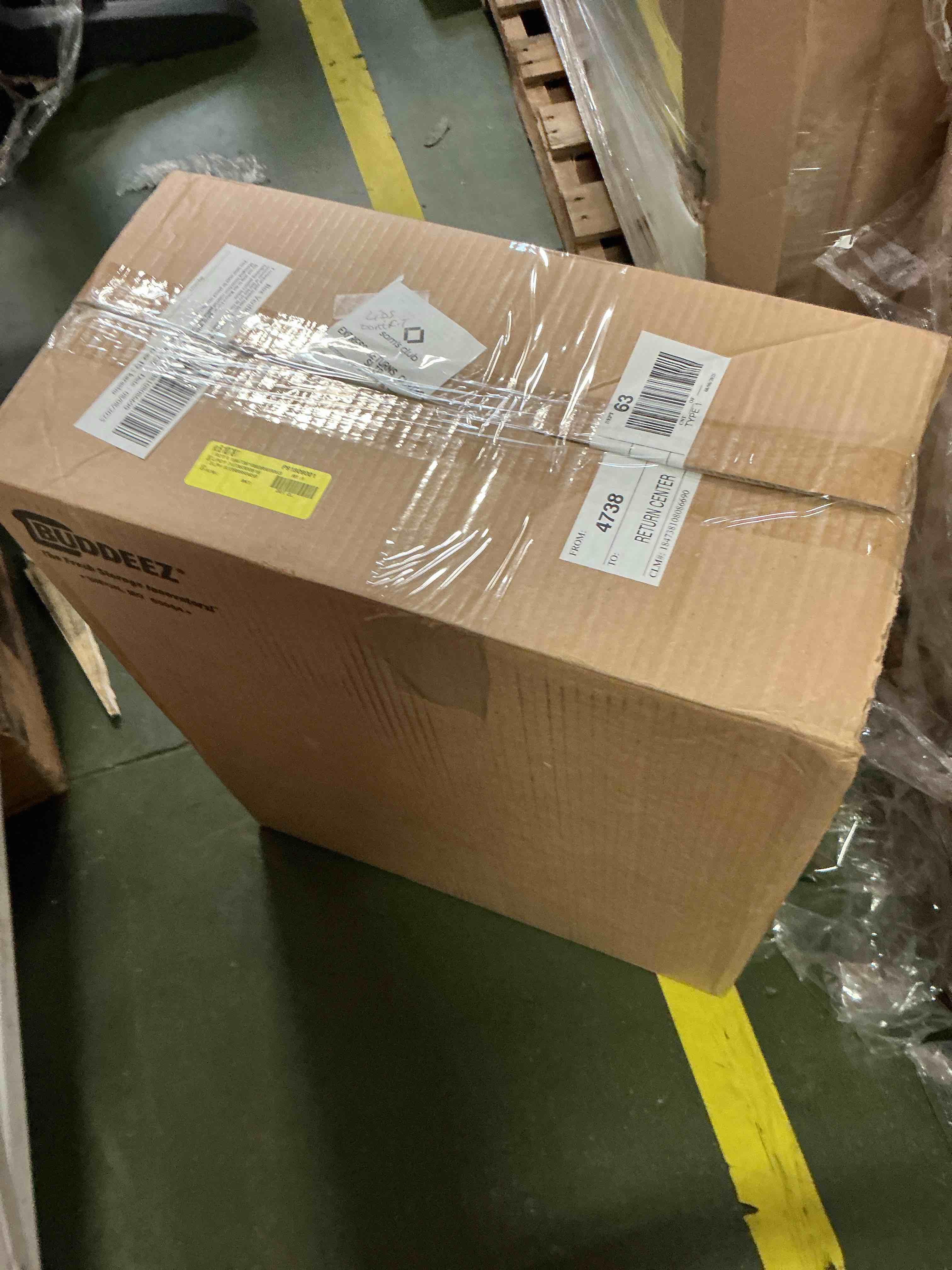 https://s3.amazonaws.com/lotting-images-prod/bidfta/PNK3338307_1758561268929.jpeg