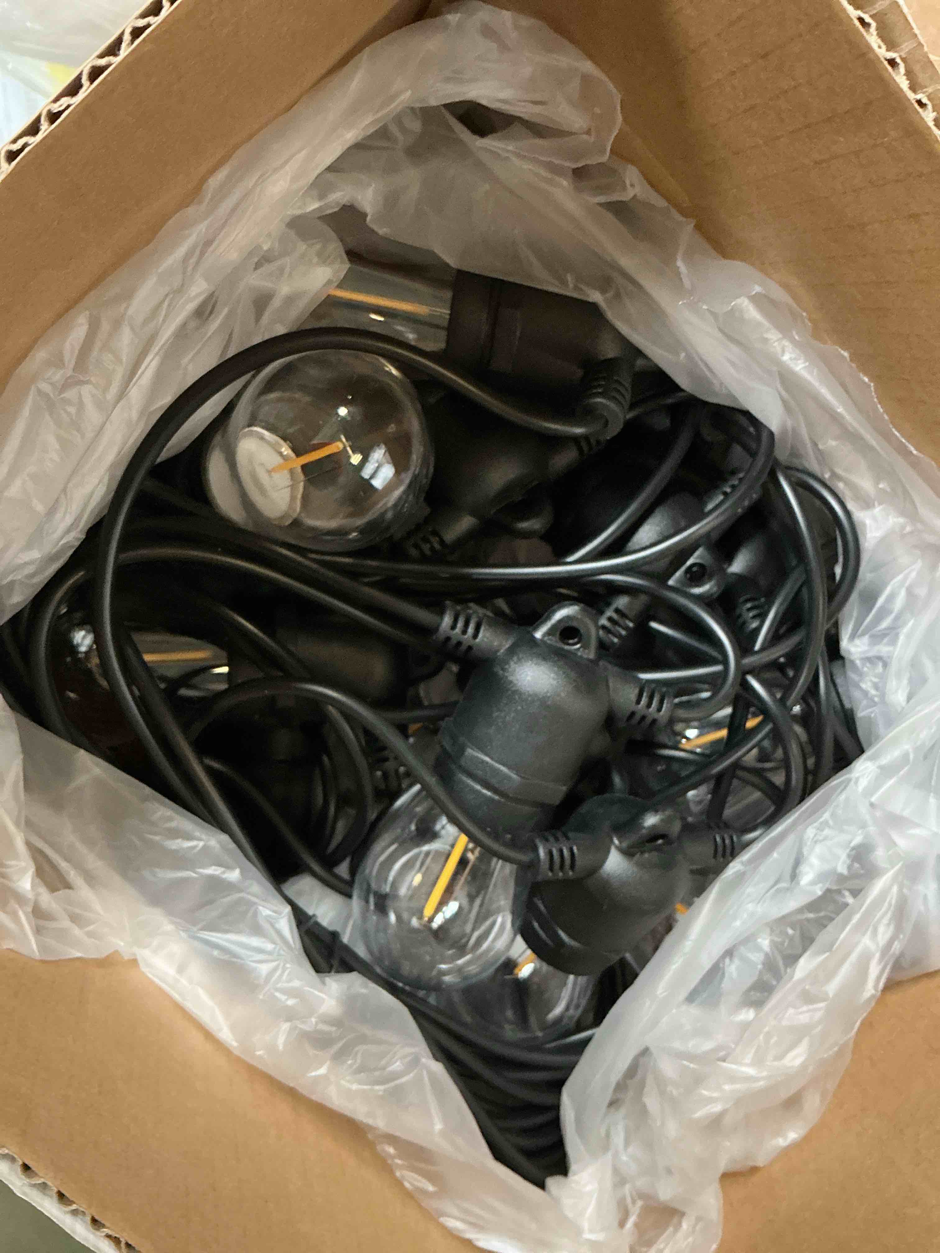 https://s3.amazonaws.com/lotting-images-prod/bidfta/PNK3338532_1758727500669.jpeg