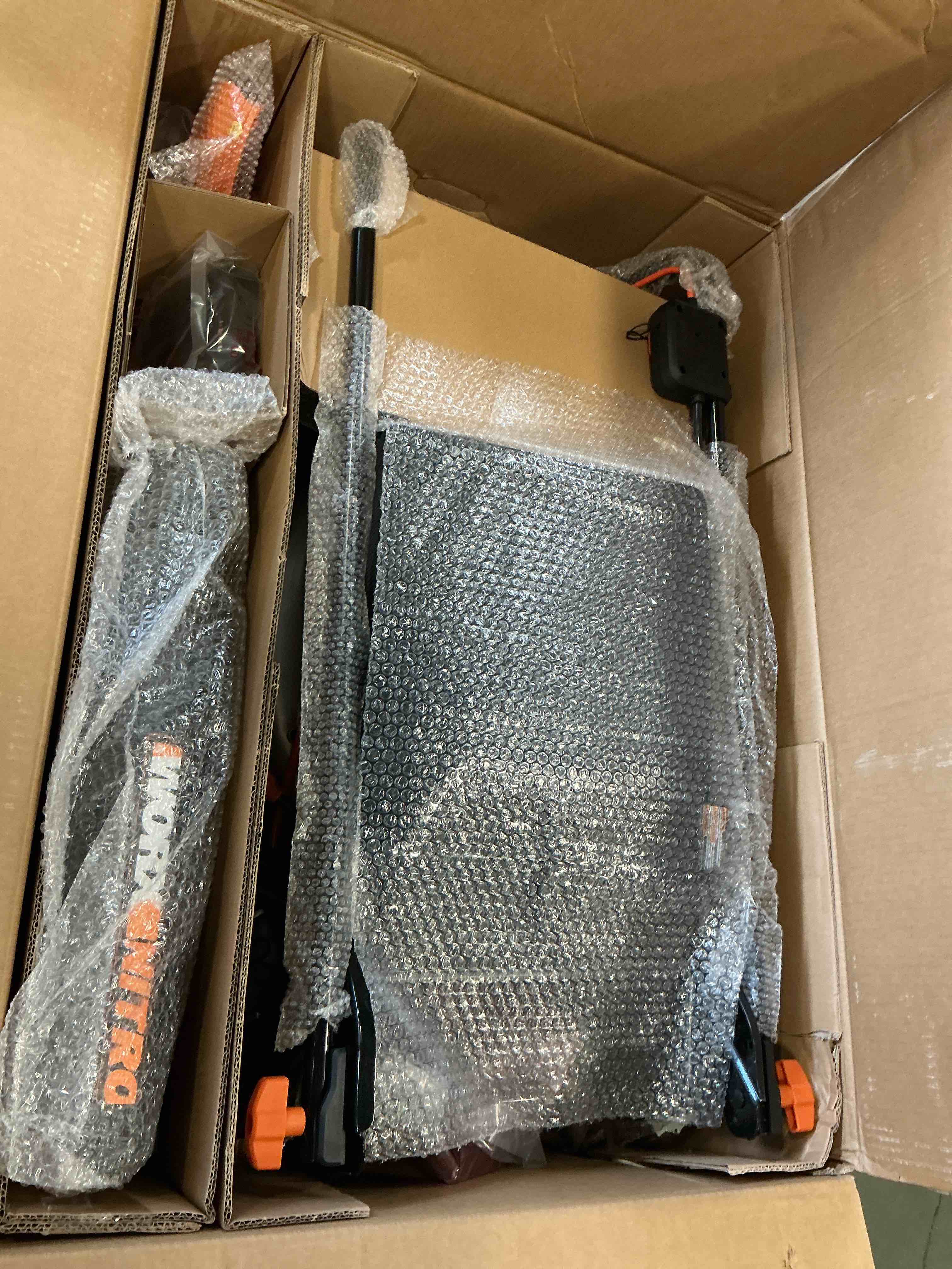 https://s3.amazonaws.com/lotting-images-prod/bidfta/PNK3339288_1759419075317.jpeg