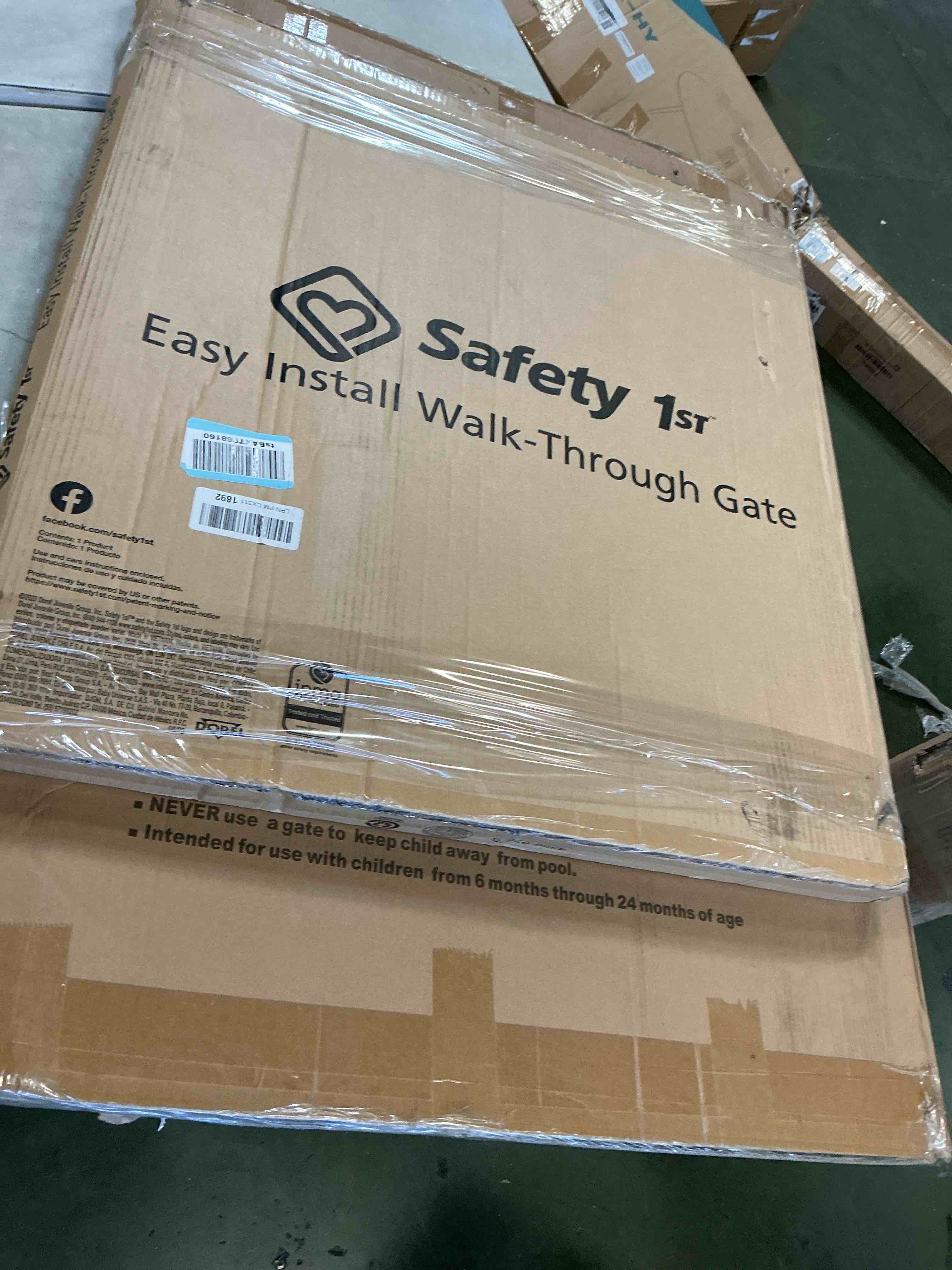 https://s3.amazonaws.com/lotting-images-prod/bidfta/PNK3340947_1756488142153.jpeg