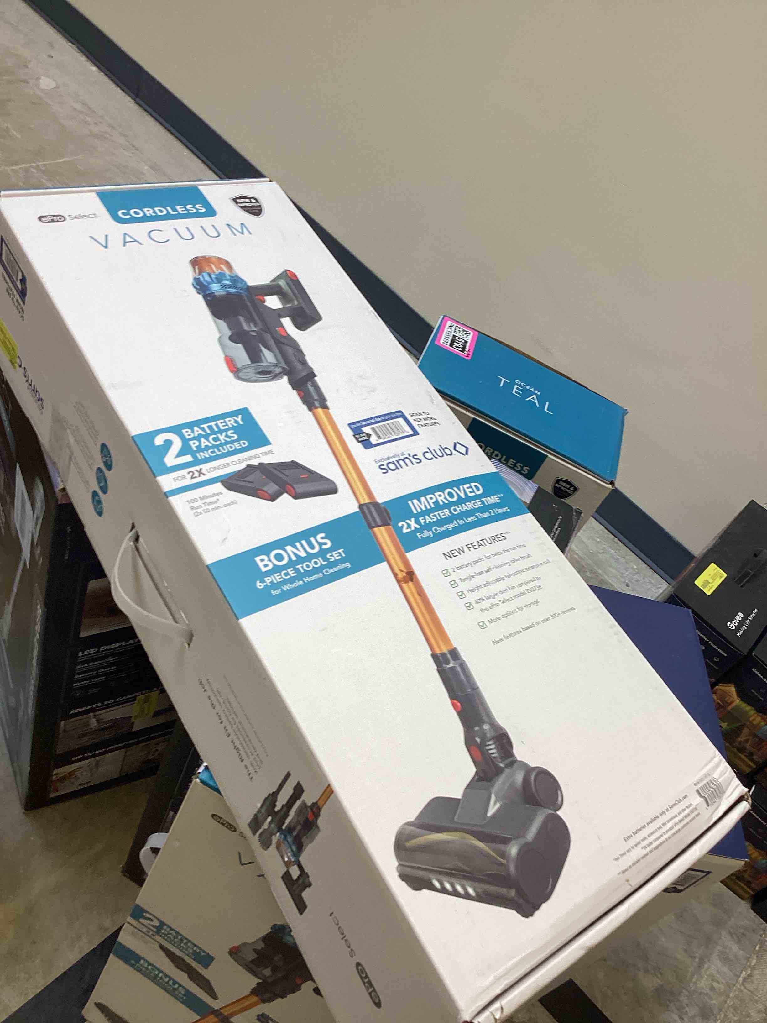 https://s3.amazonaws.com/lotting-images-prod/bidfta/PNK3355199_1757015271982.jpeg