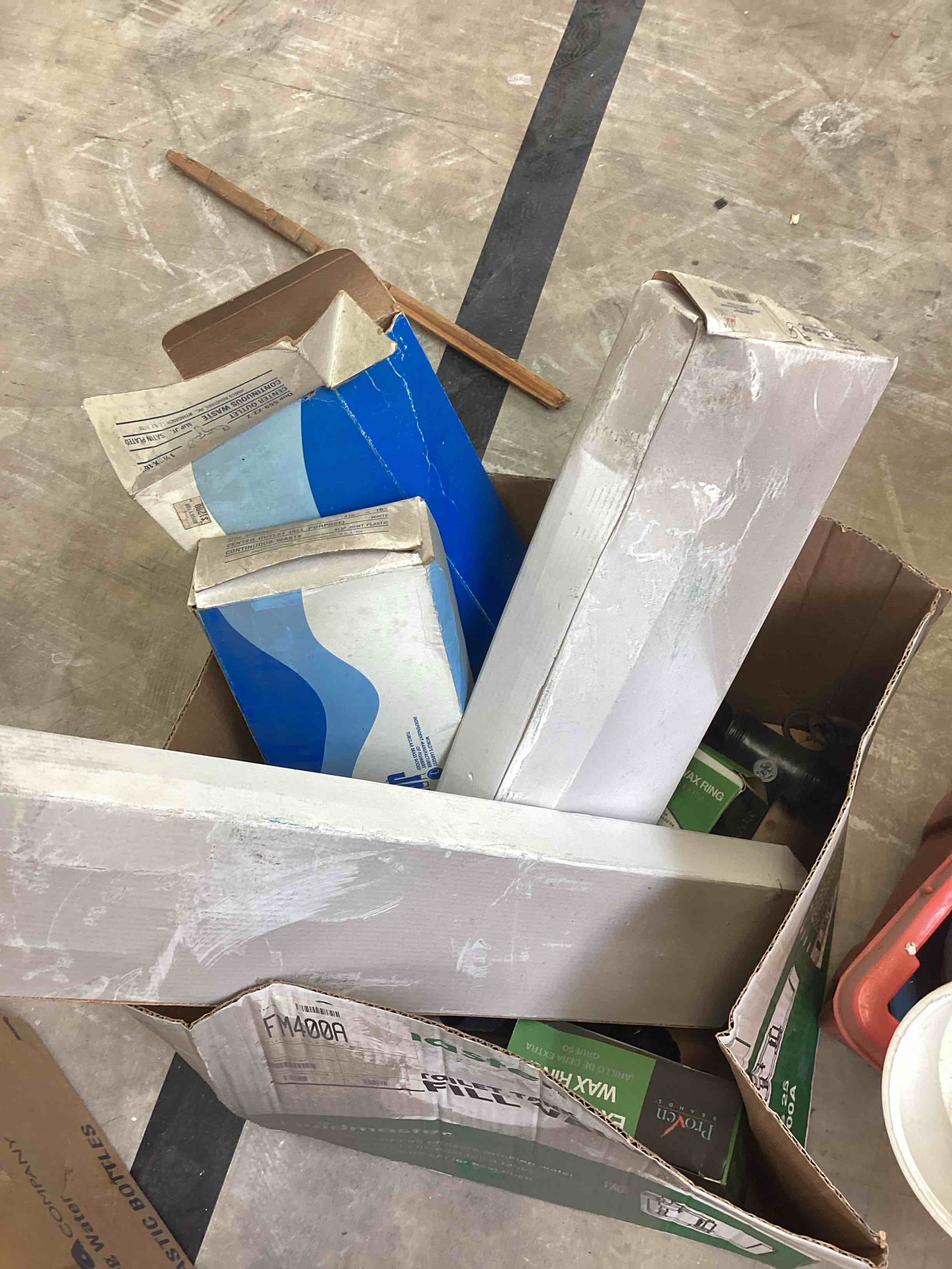 https://s3.amazonaws.com/lotting-images-prod/bidfta/PNK3355215_1757017557262.jpeg