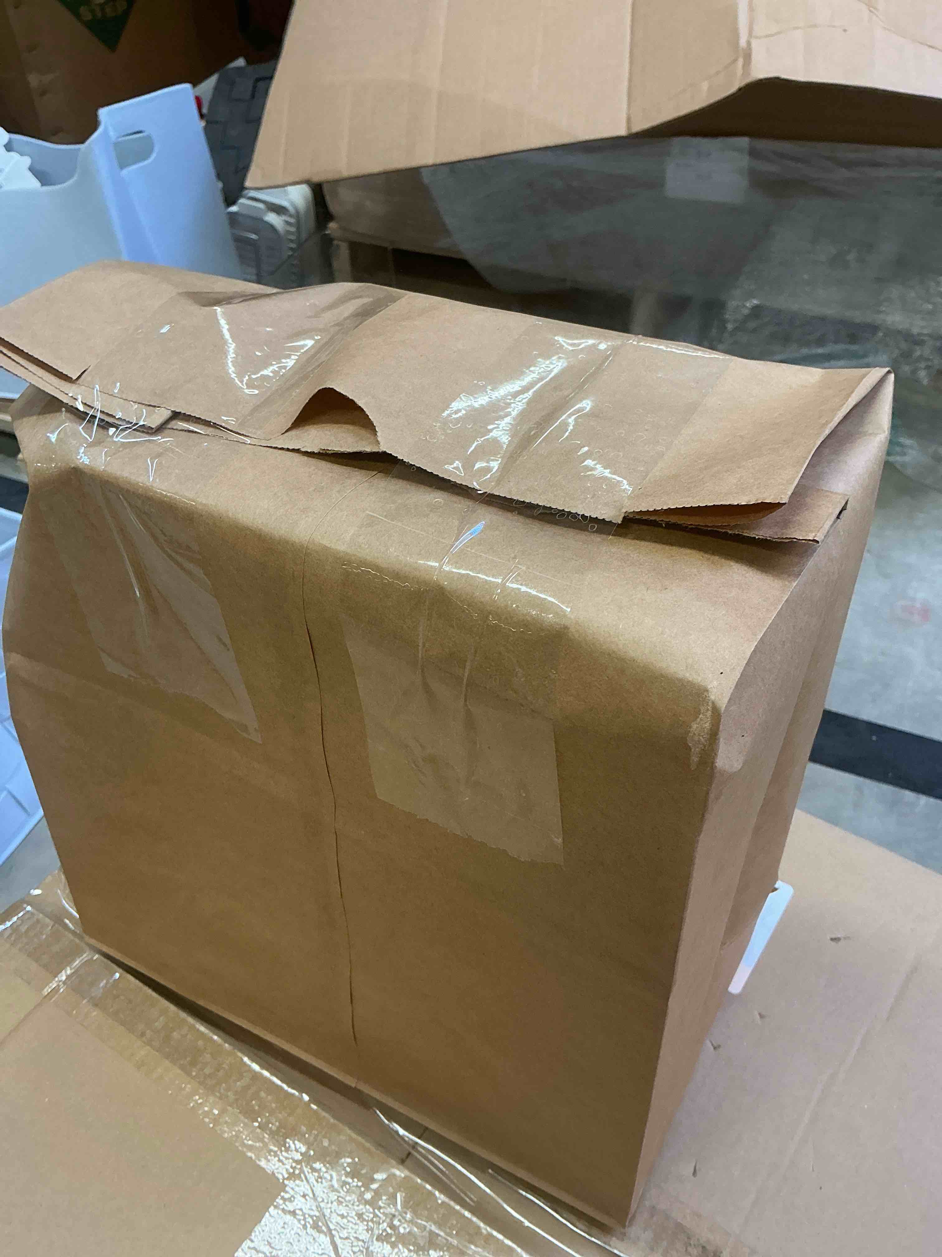 https://s3.amazonaws.com/lotting-images-prod/bidfta/PNK3355366_1757084719948.jpeg