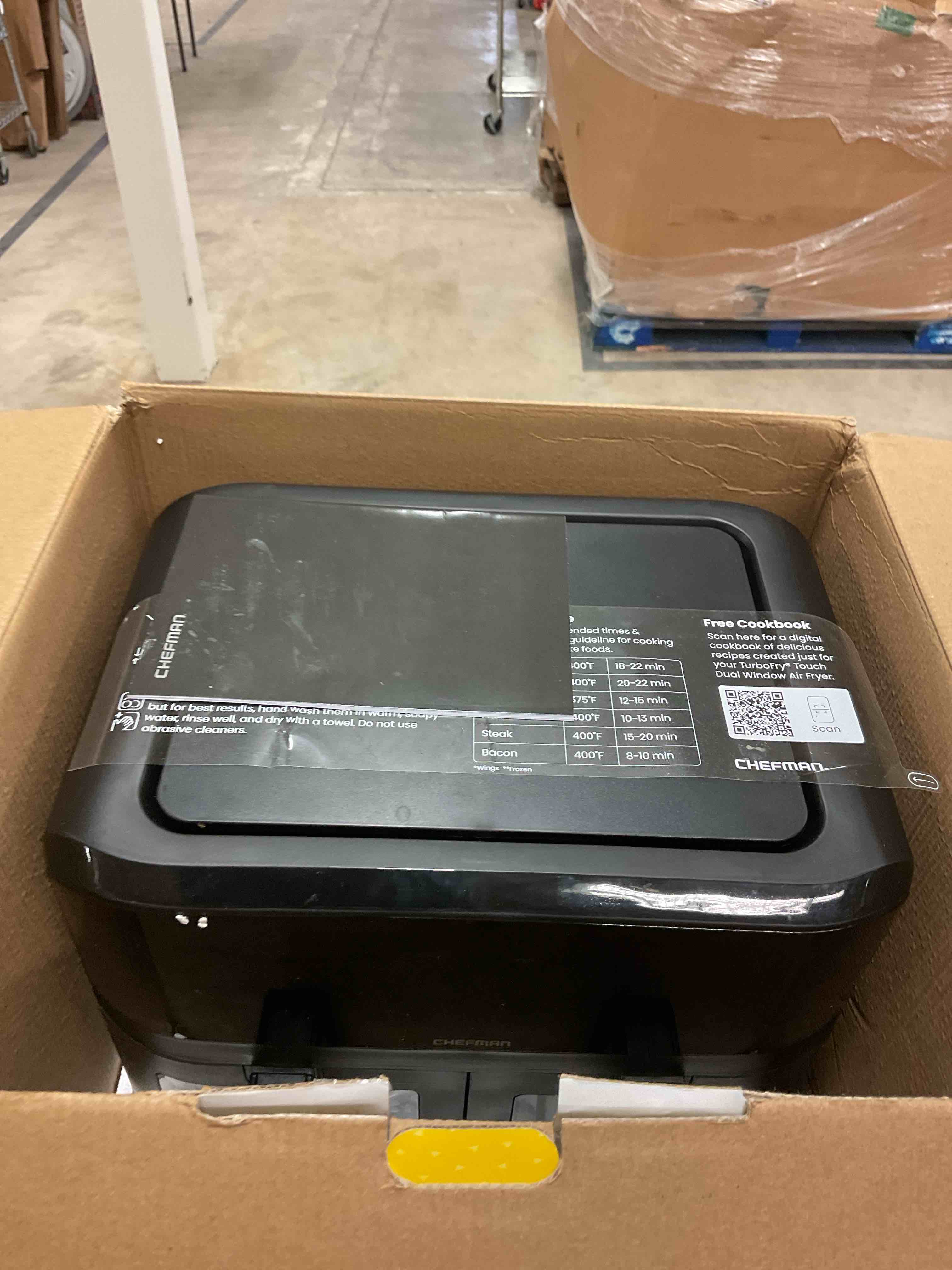 https://s3.amazonaws.com/lotting-images-prod/bidfta/PNK3355414_1758037450251.jpeg