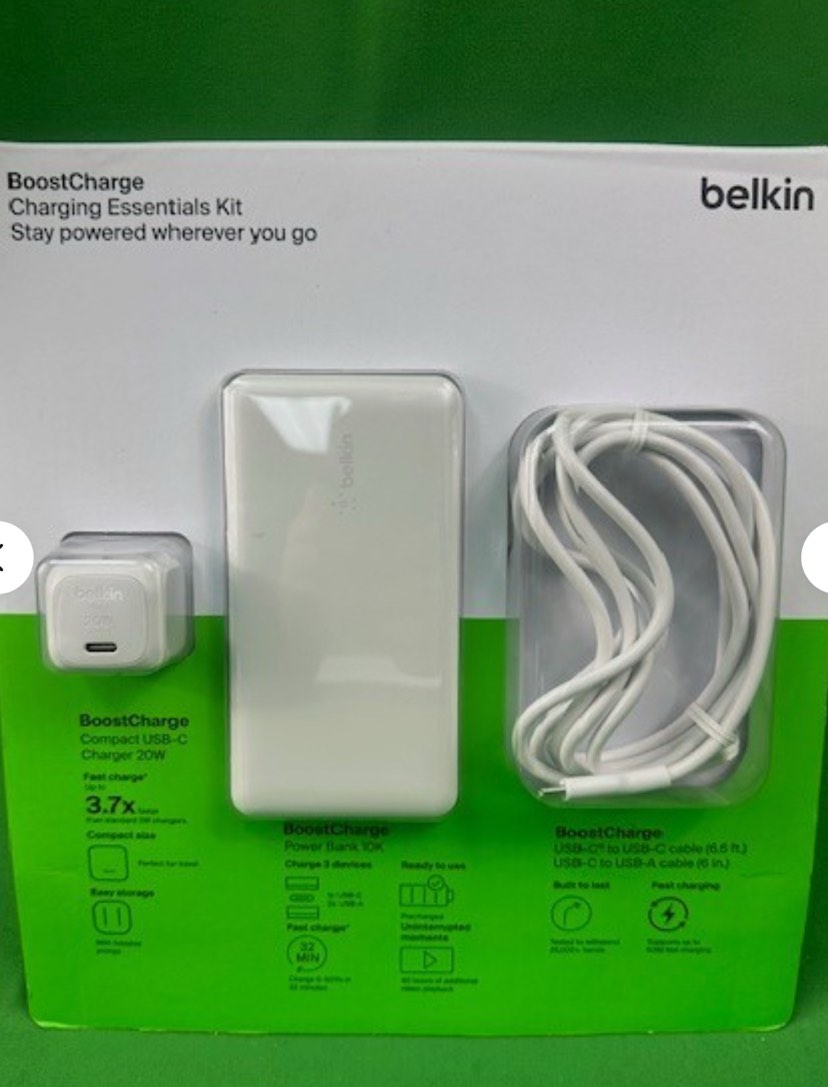 Belkin Boost Charge Charging Essentials Kit New (E5) pickup in cage