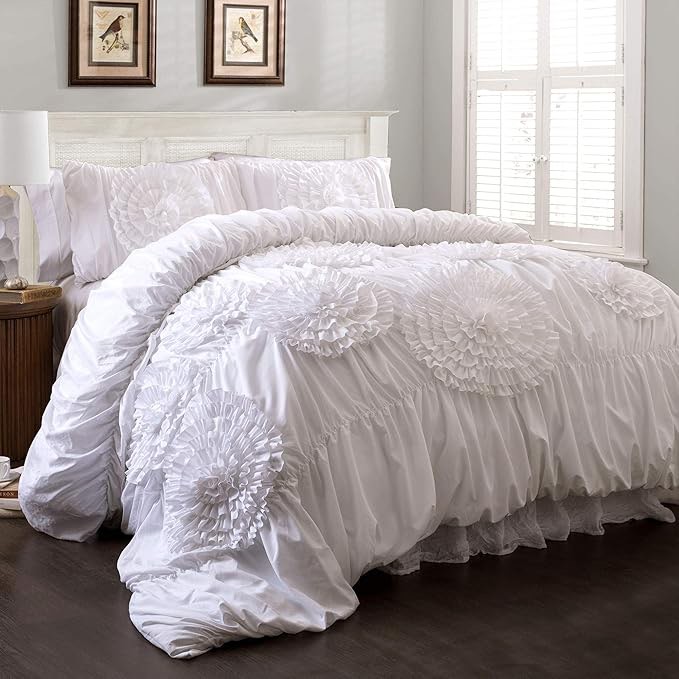 Lush Décor Serena 3 Piece Ruched Flower Comforter Set - White - Full/Queen