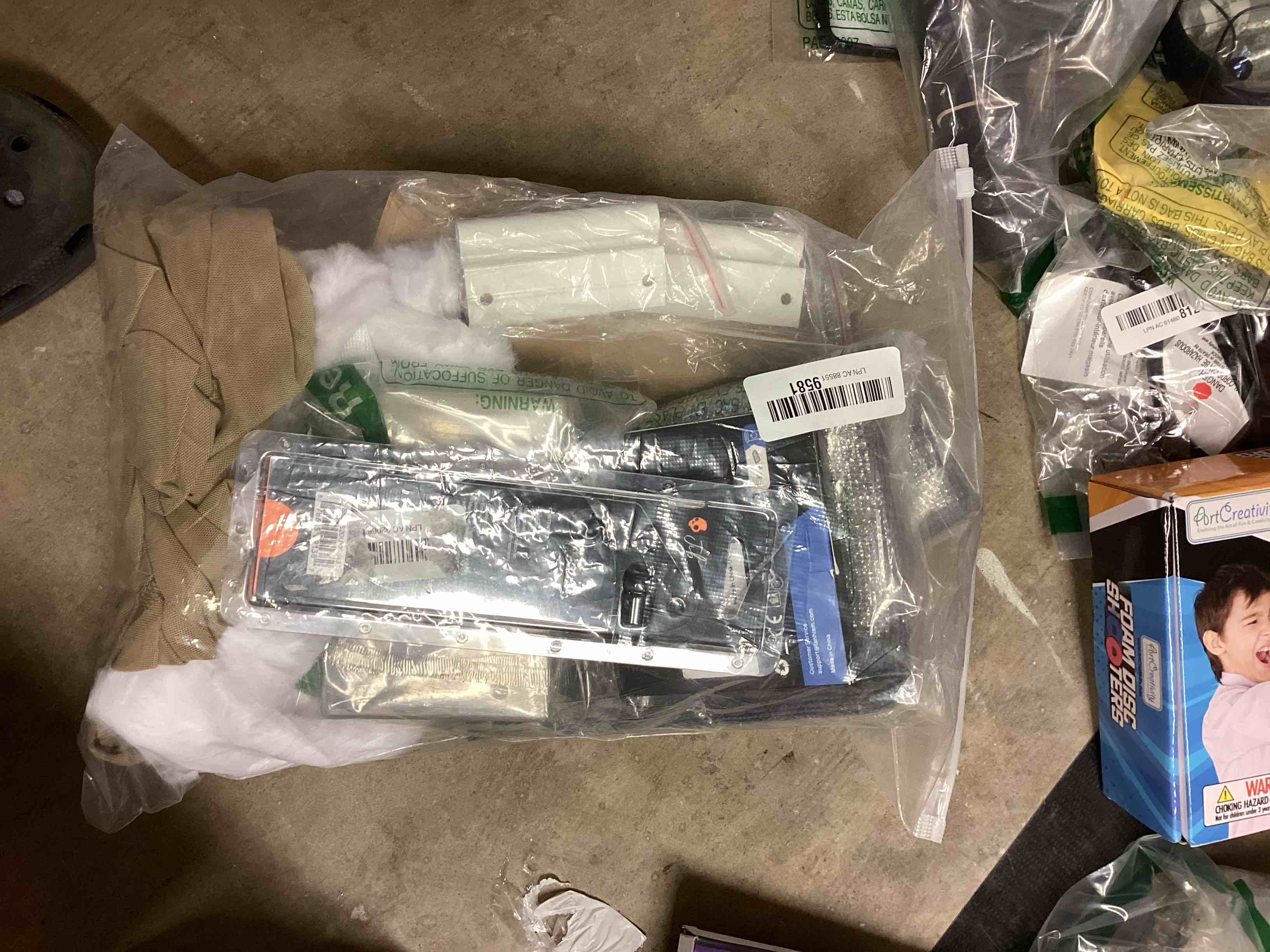 assorted of articles varied.